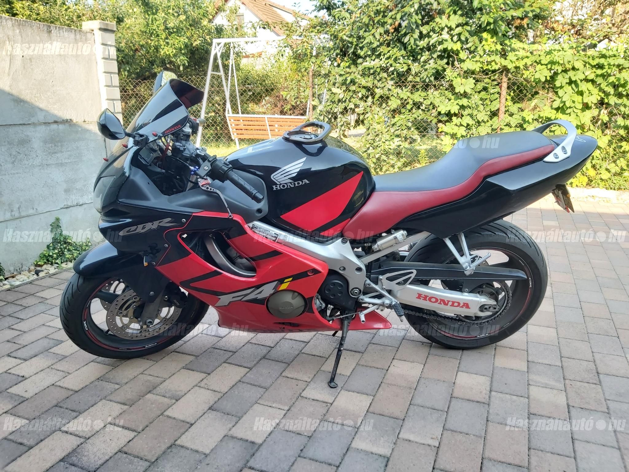 HONDA CBR 600 F4 2004 - 1