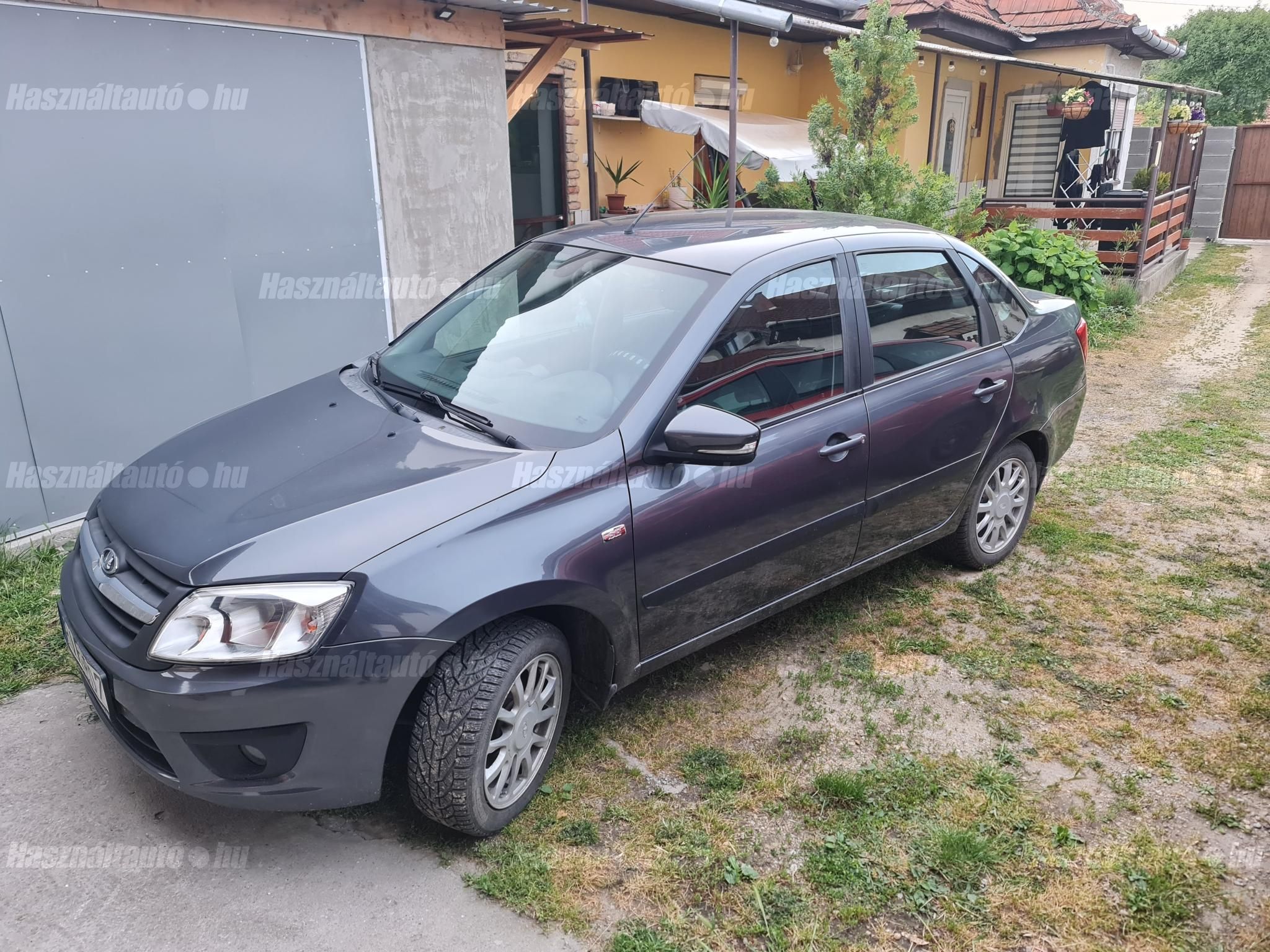 LADA GRANTA 2018/6 - 1