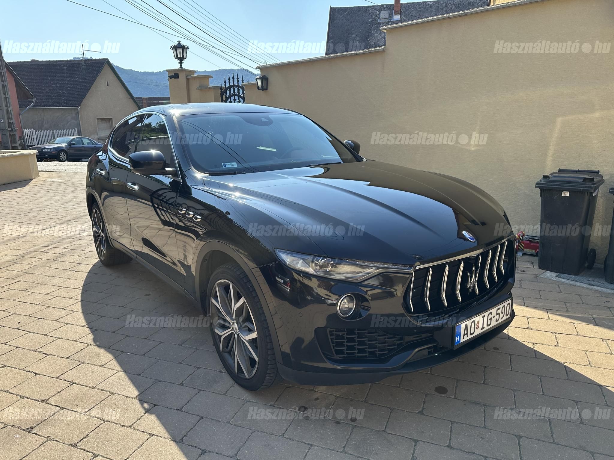 MASERATI LEVANTE 2018/10 - 1
