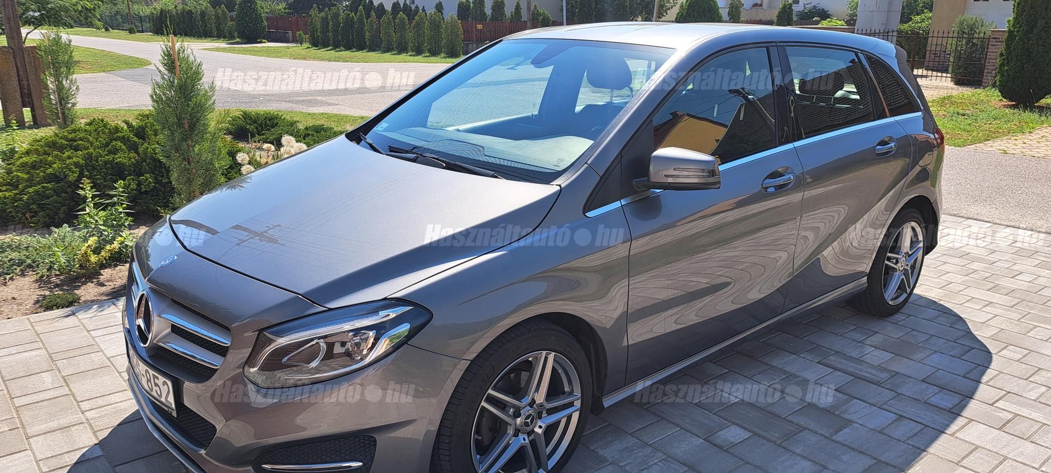 MERCEDES-BENZ B 180 2015/2 - 1