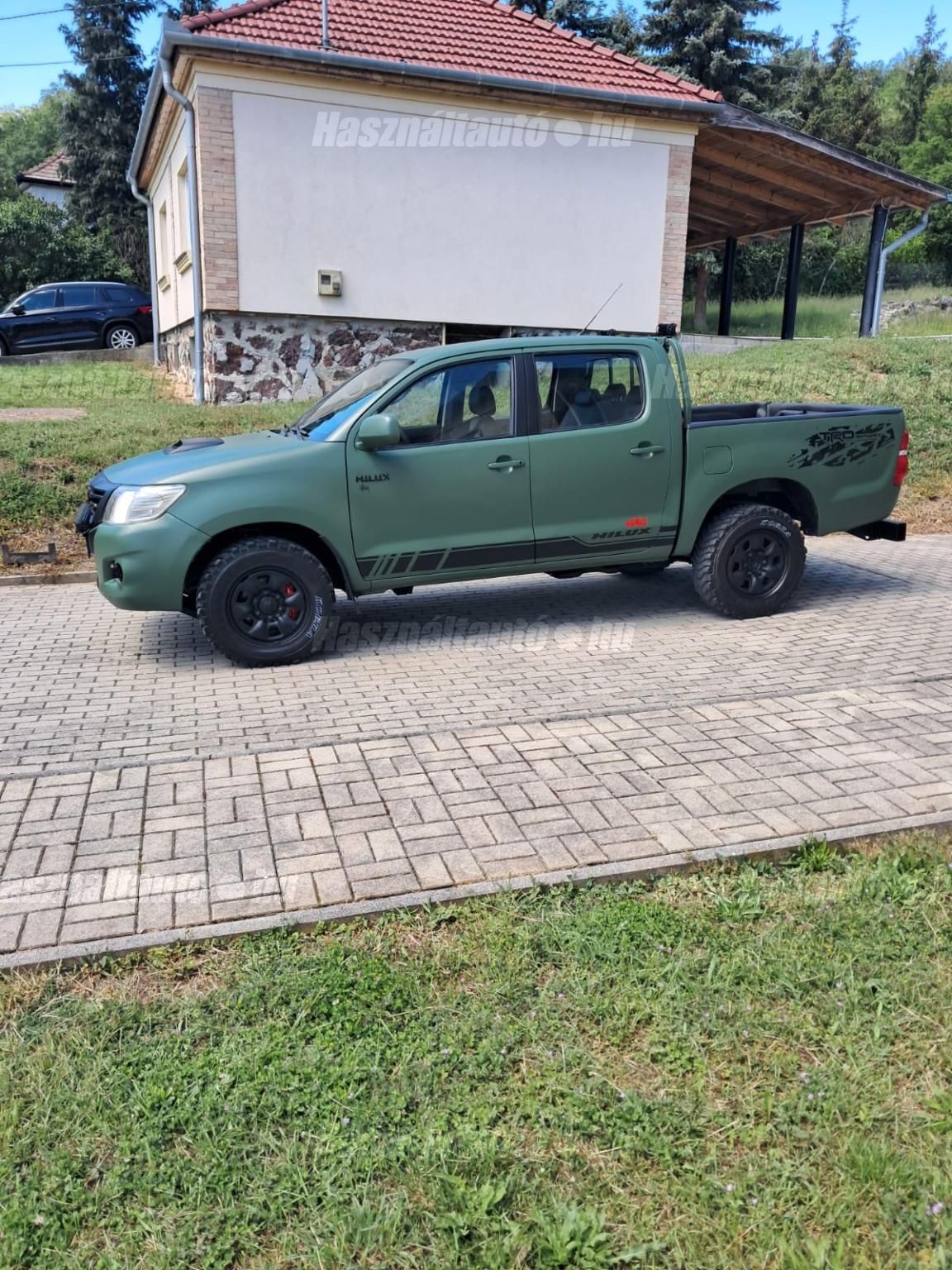 TOYOTA HILUX 2012 - 1