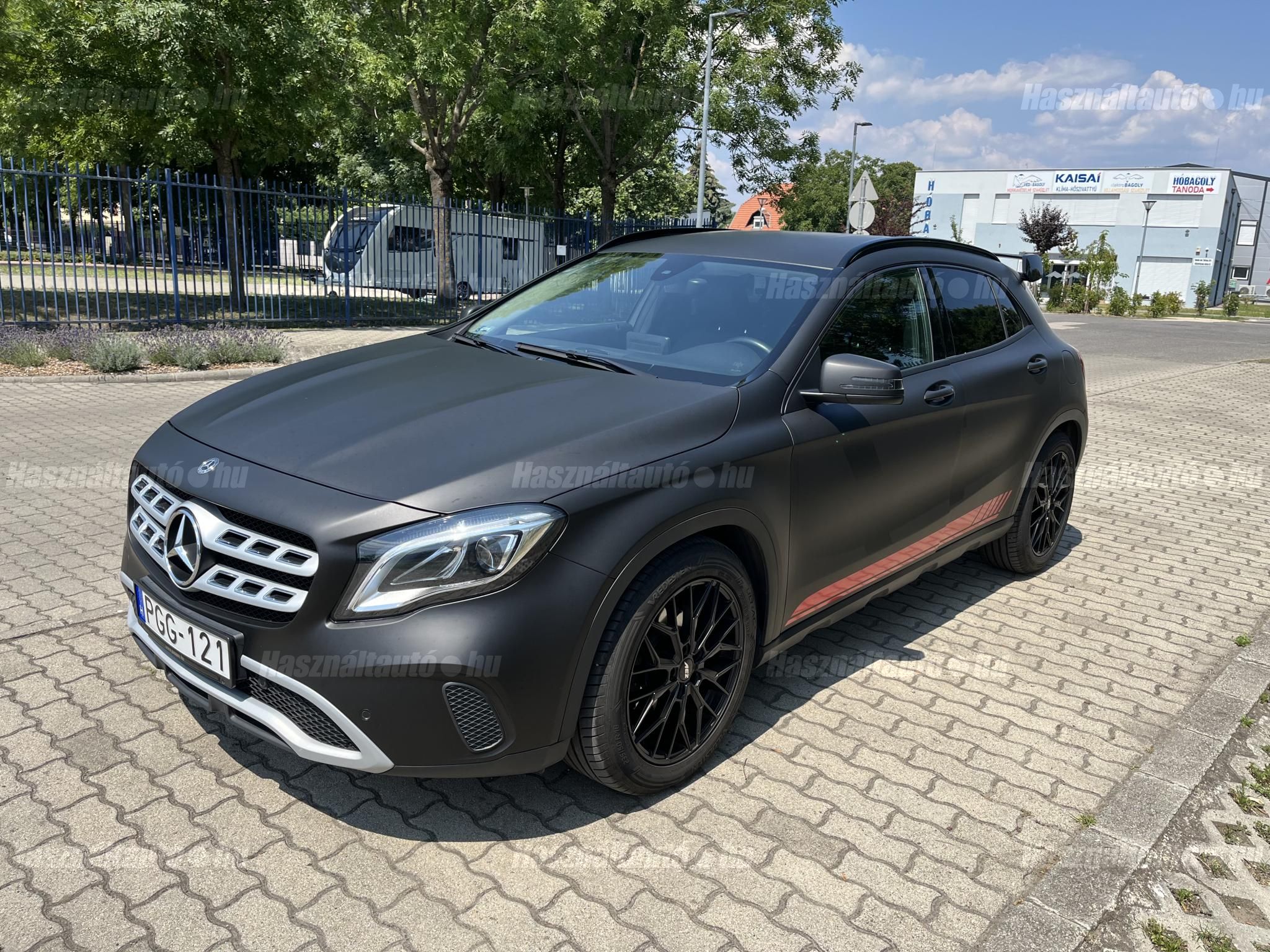 MERCEDES-BENZ GLA 180 2017/7 - 1