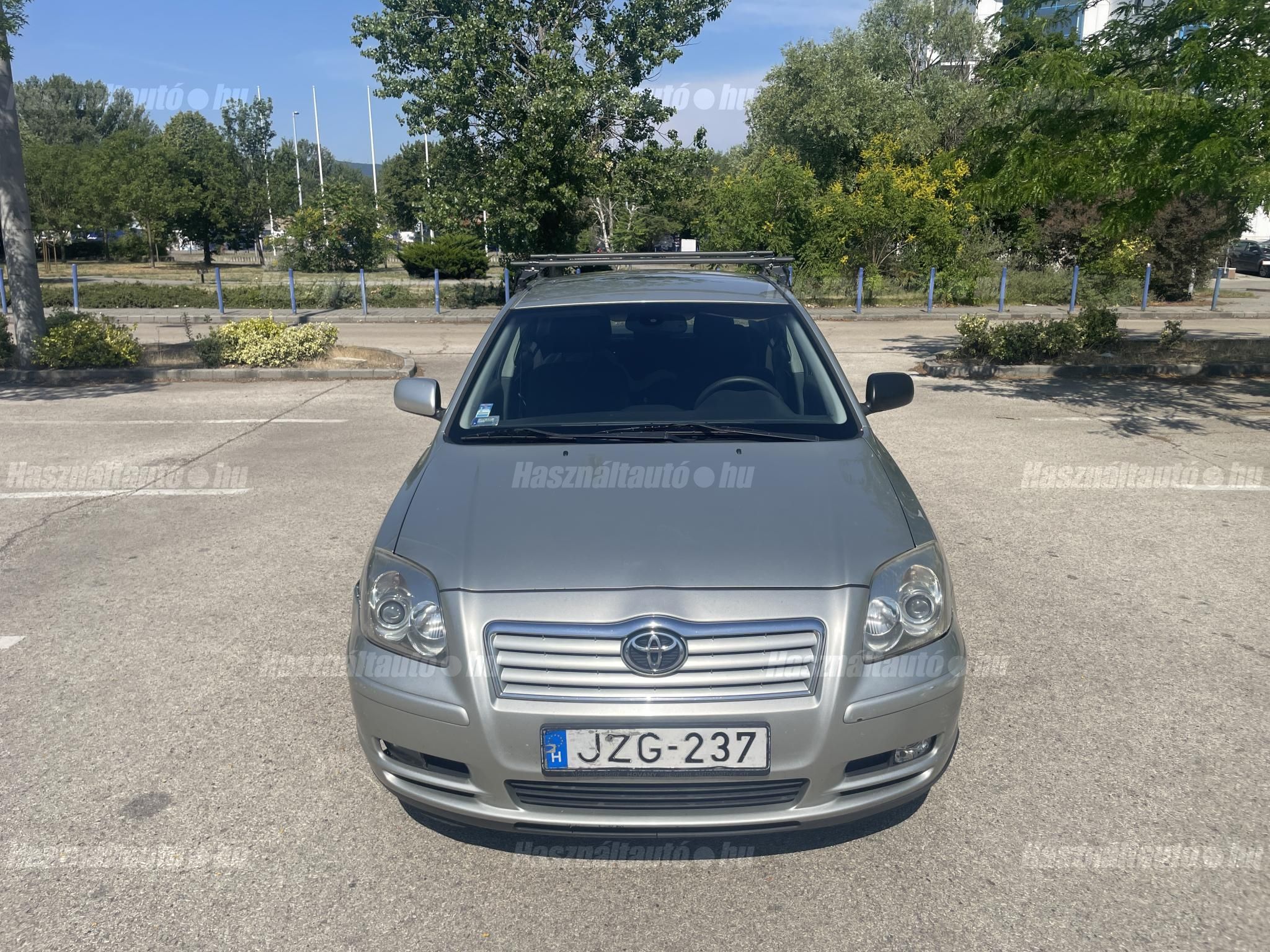TOYOTA AVENSIS 2006 - 1