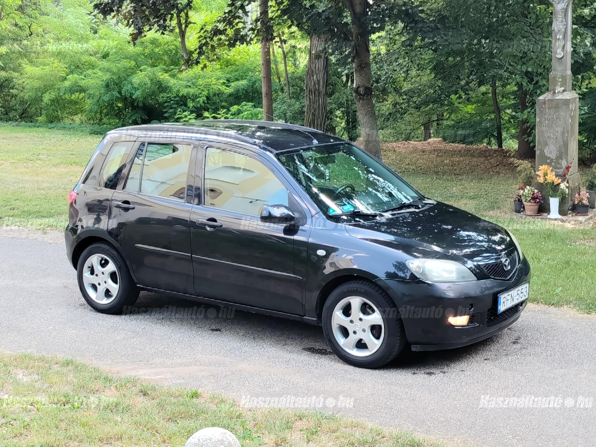 MAZDA 2 2003/6 - 1