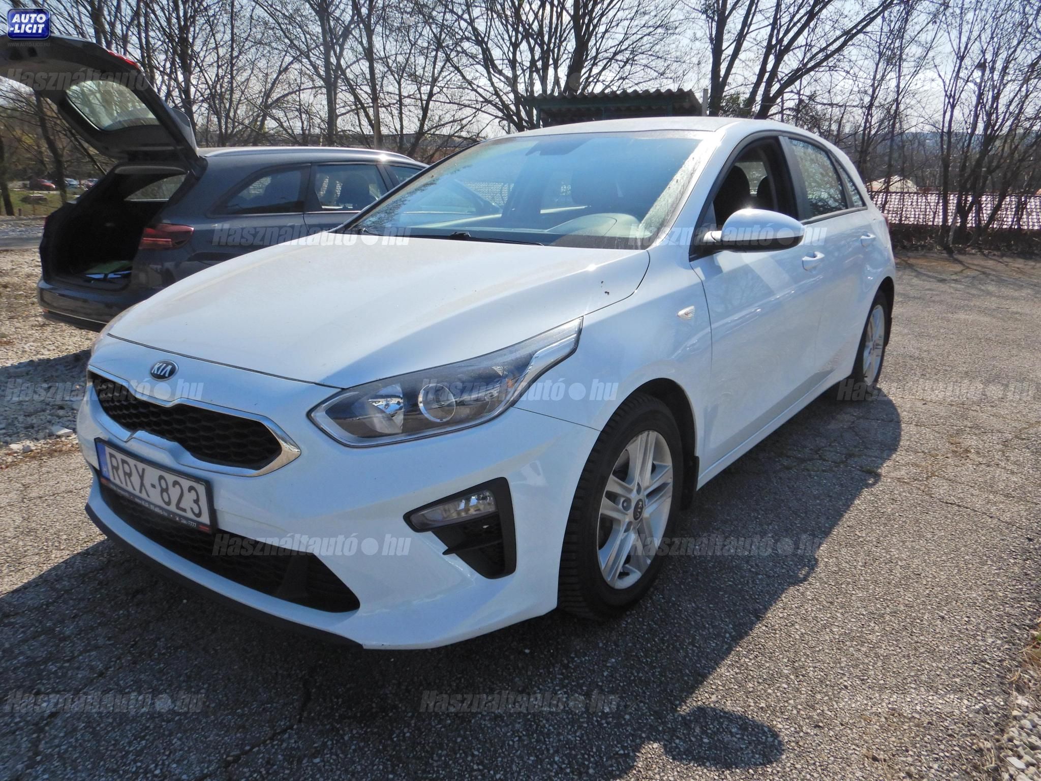 KIA CEE'D 2019/12 - 1