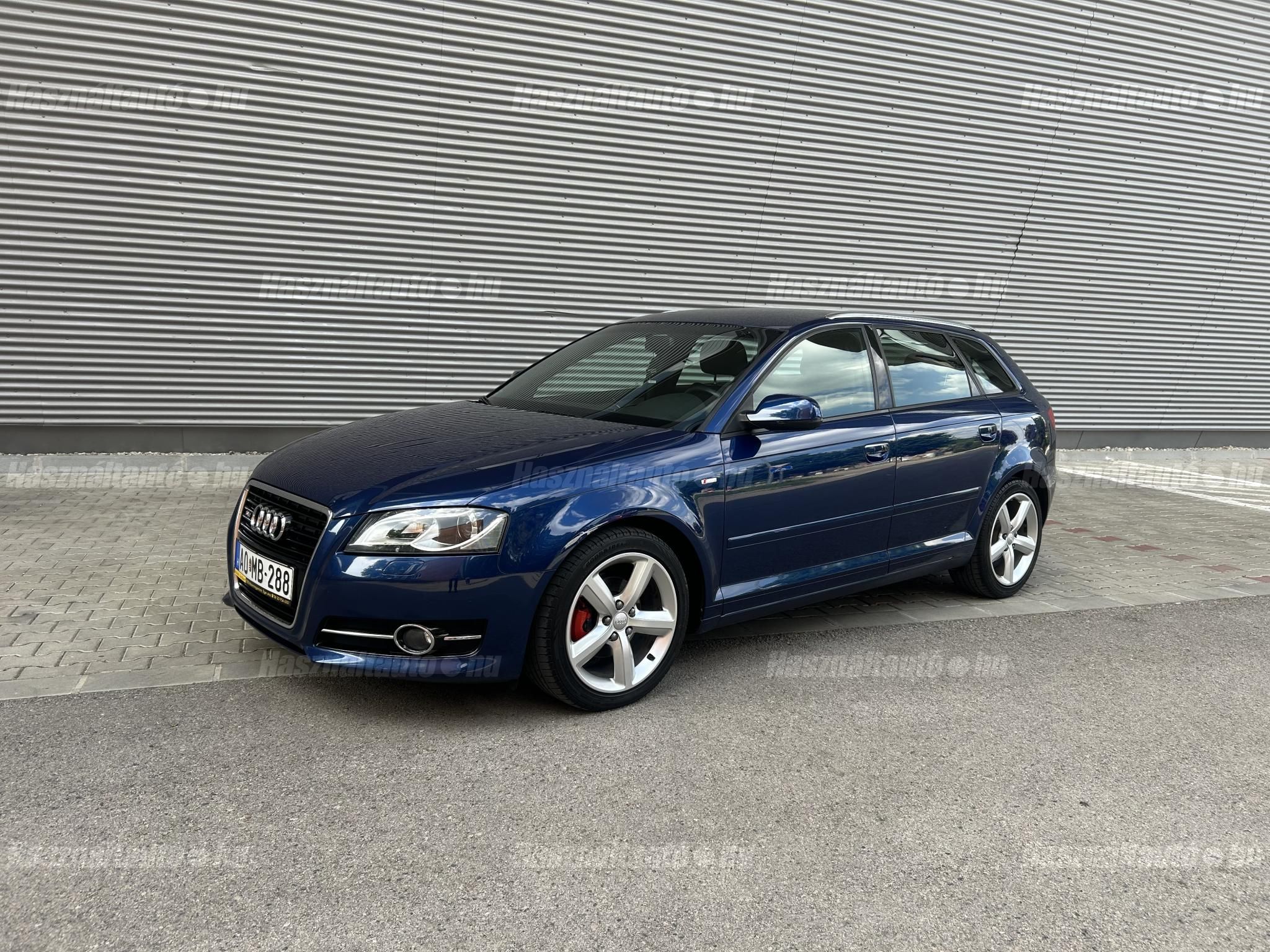 AUDI A3 2012/10 - 1