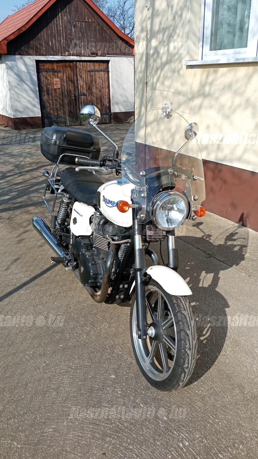 TRIUMPH BONNEVILLE 900 2011/7 - 1