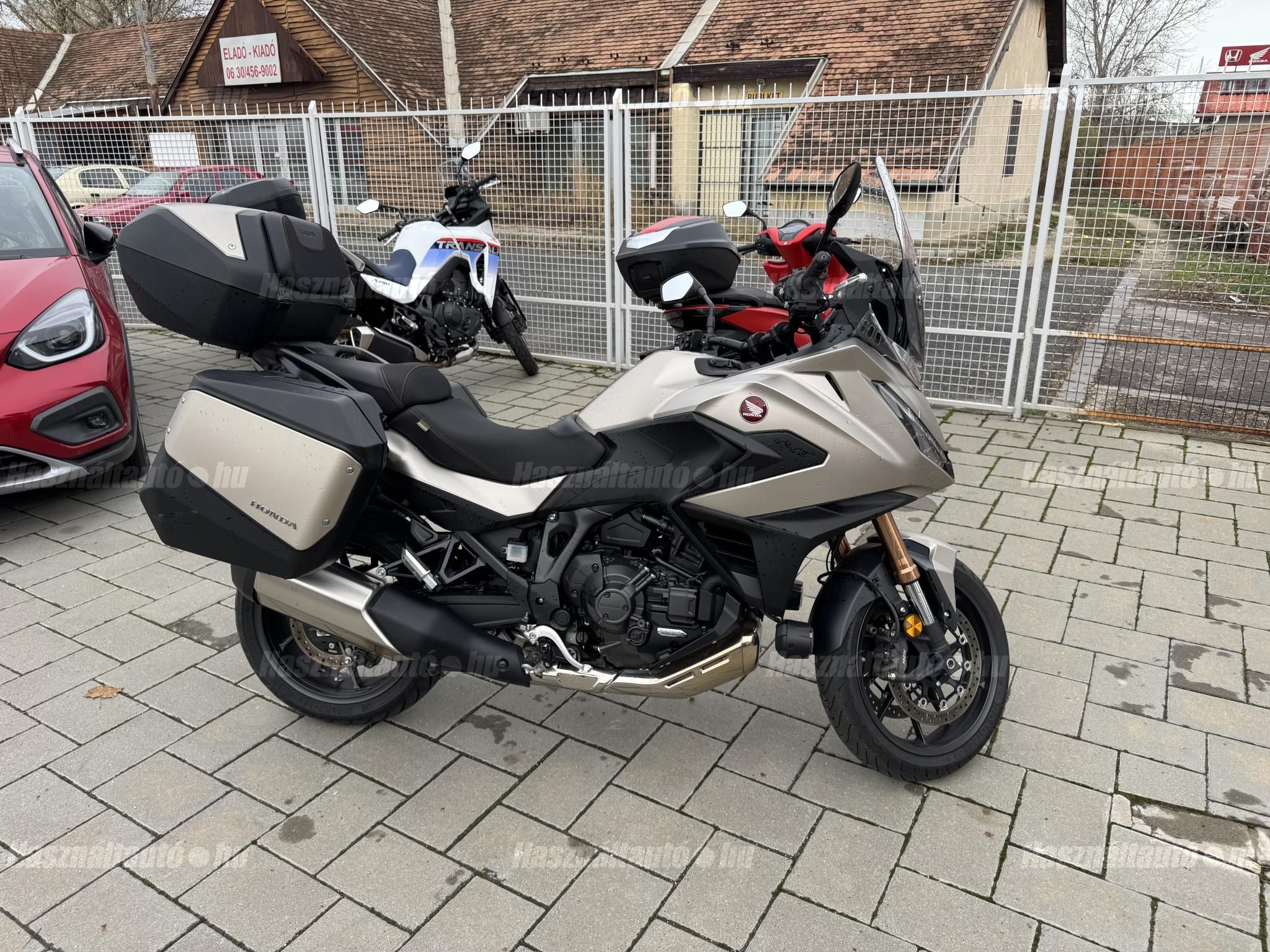 HONDA NT 1100 D 2025/3 - 1