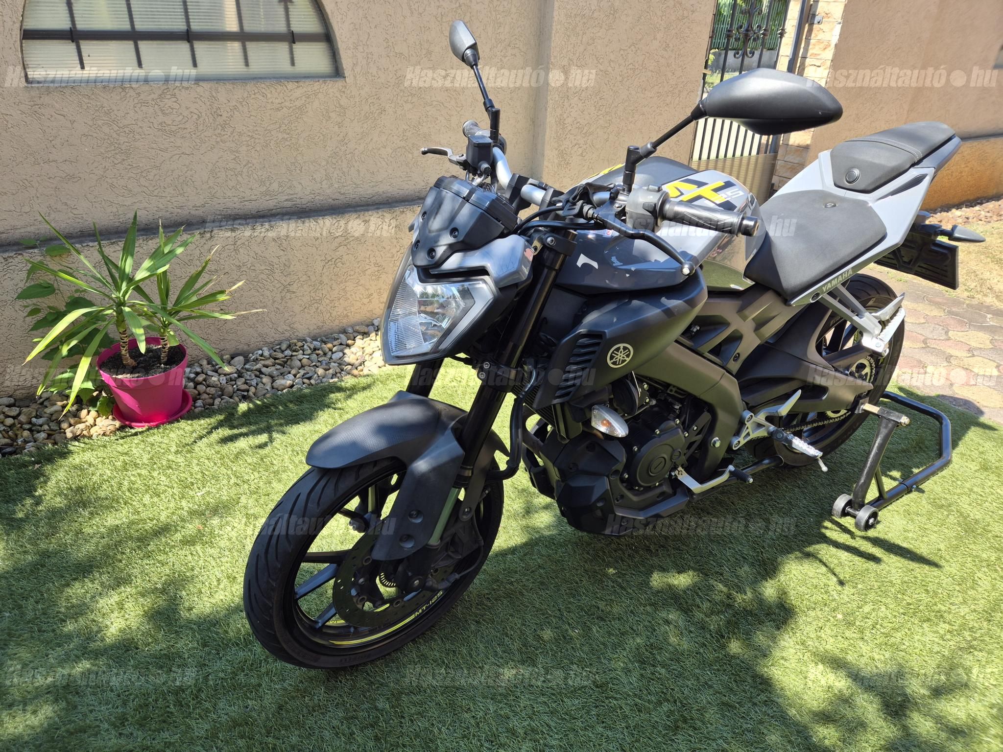 YAMAHA MT-125 2016/12 - 1