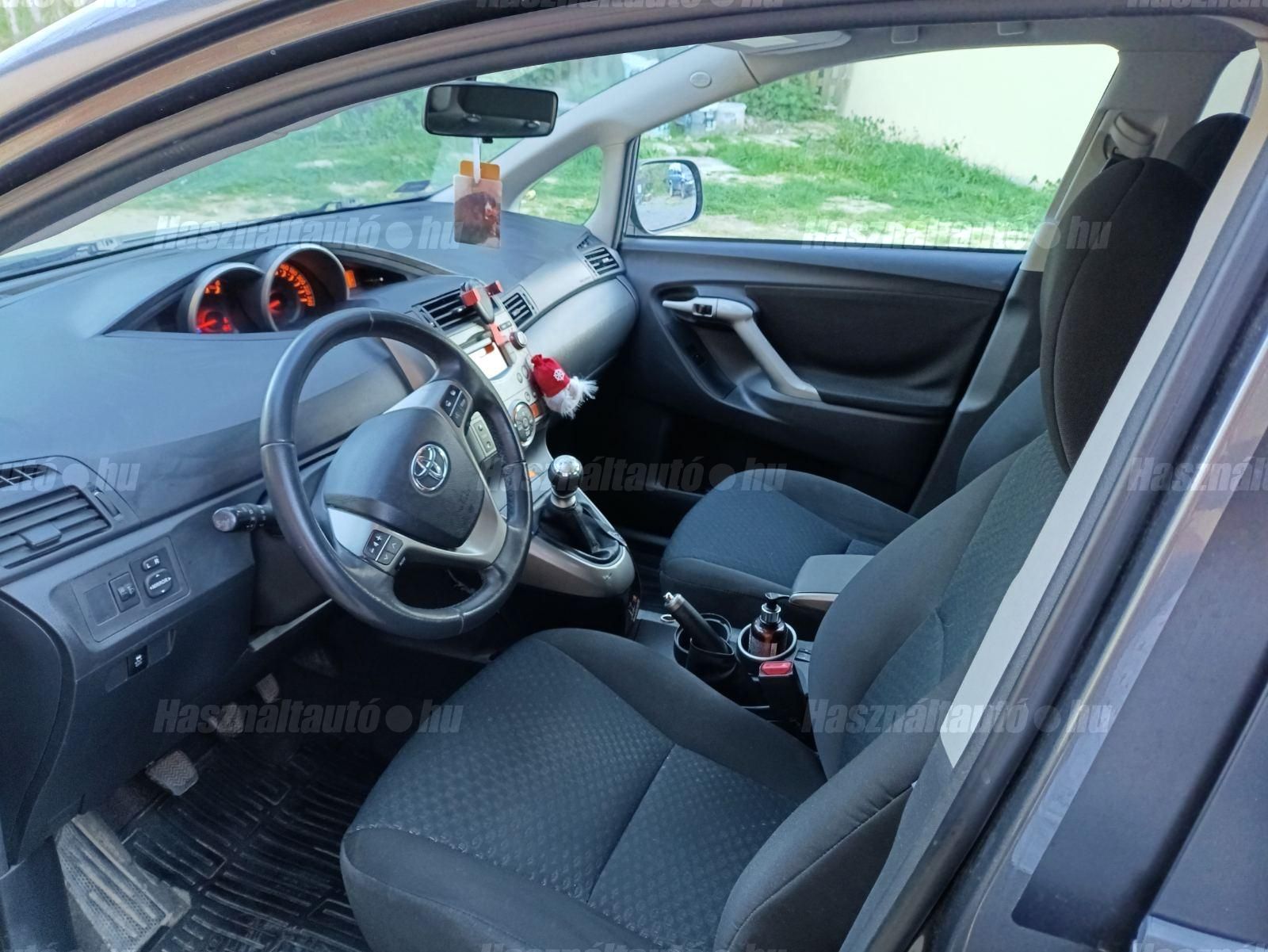 TOYOTA VERSO 2009 - 1