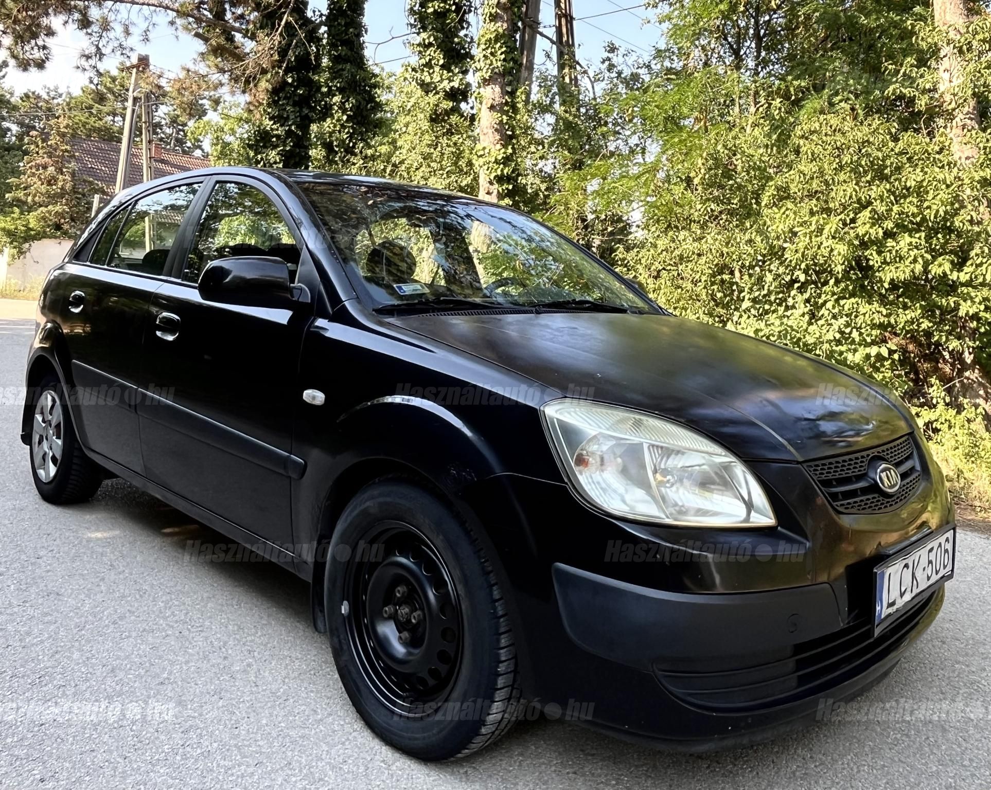 KIA RIO 2007/11 - 1