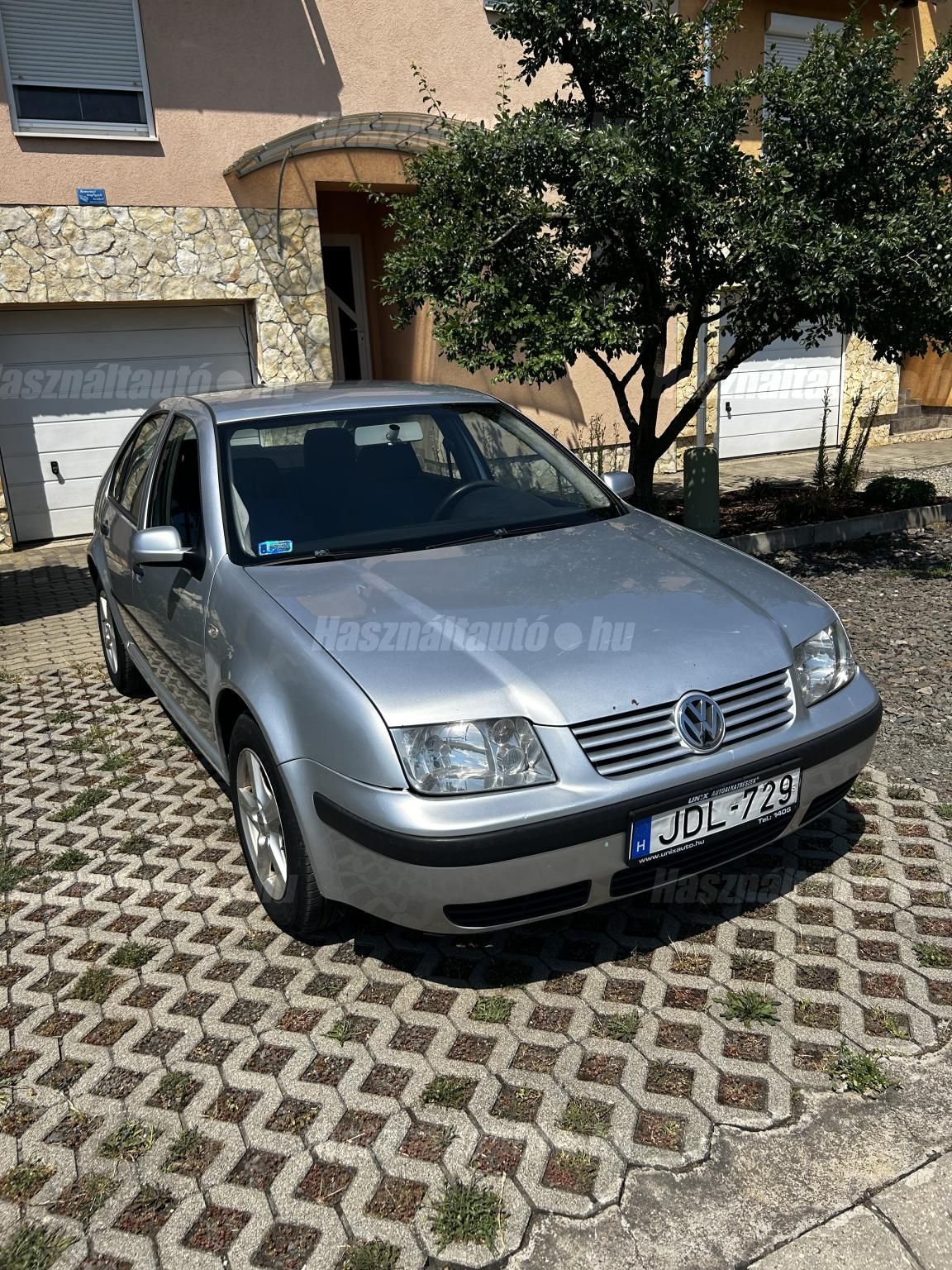 VOLKSWAGEN BORA 2004/5 - 1