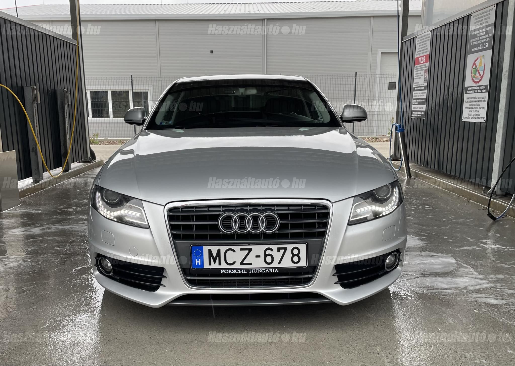 AUDI A4 2009 - 1