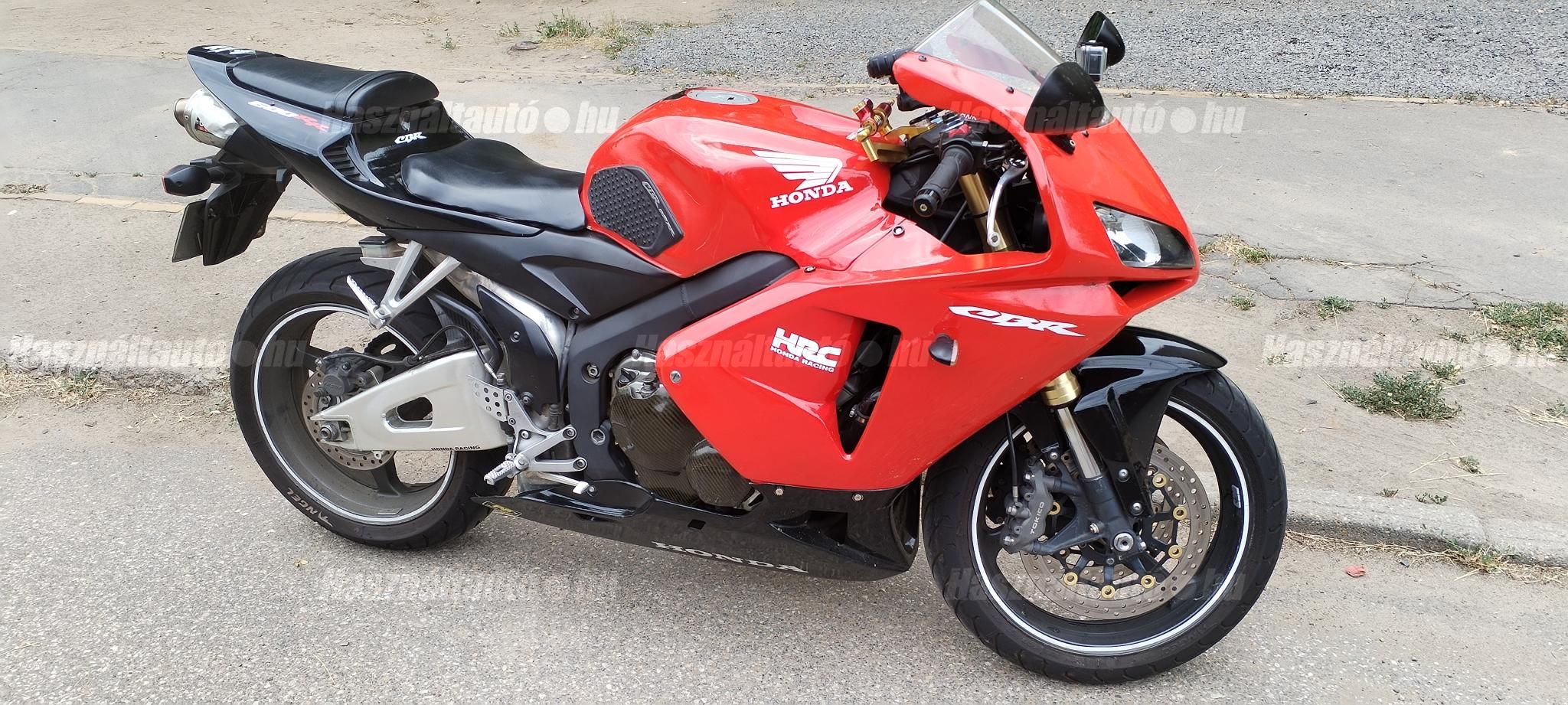 HONDA CBR 600 RR 2006 - 1
