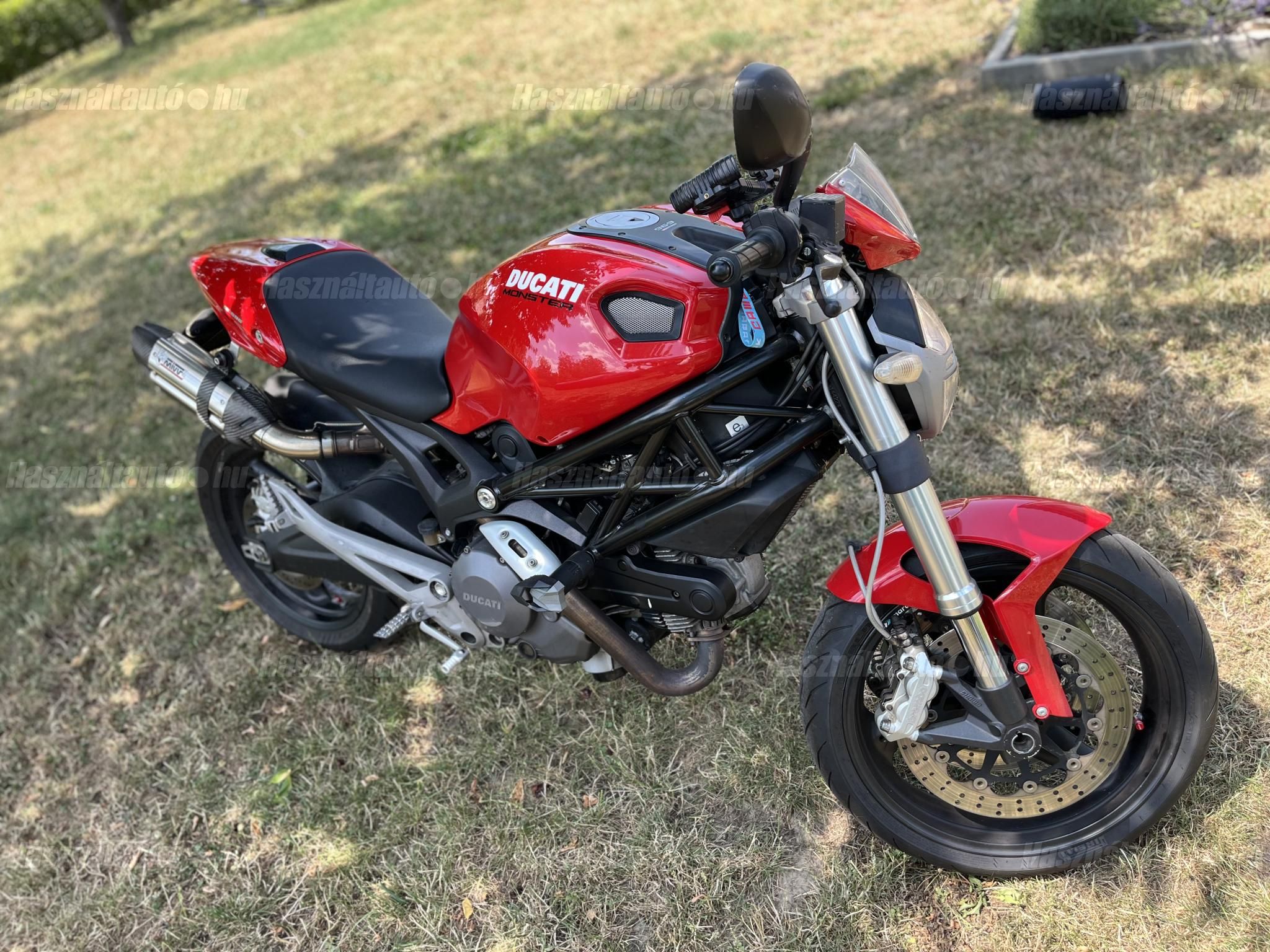DUCATI MONSTER 696 2009/3 - 1