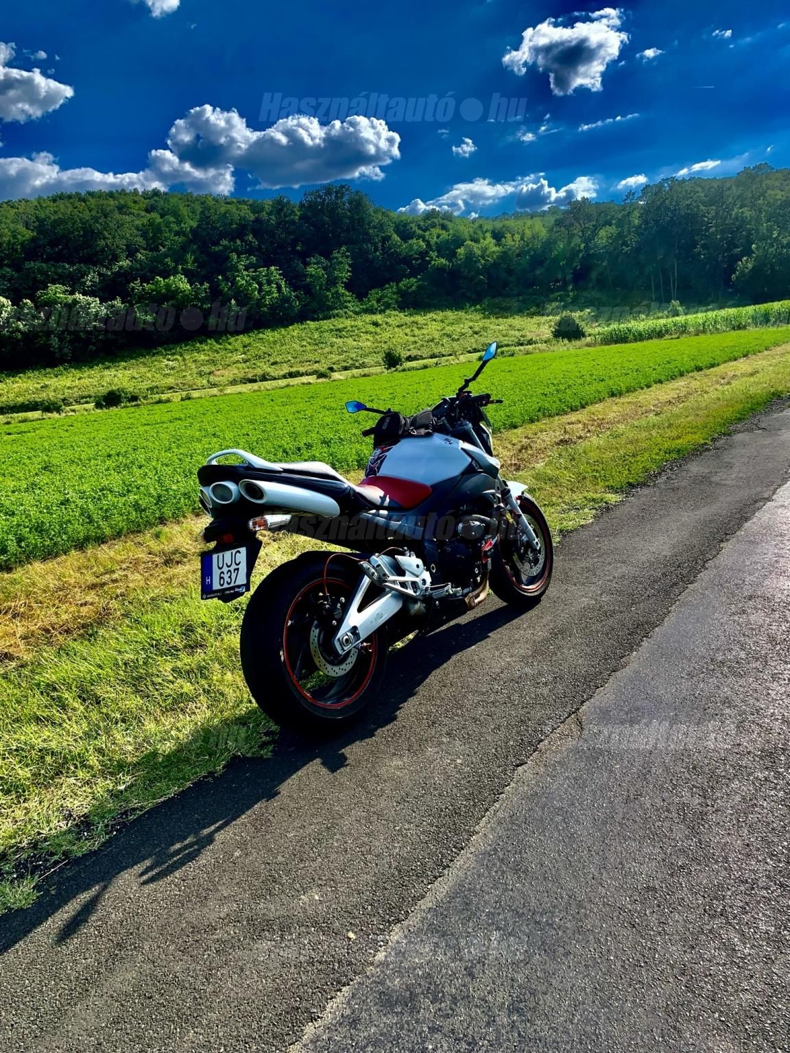 SUZUKI GSR 600 2008/5 - 1
