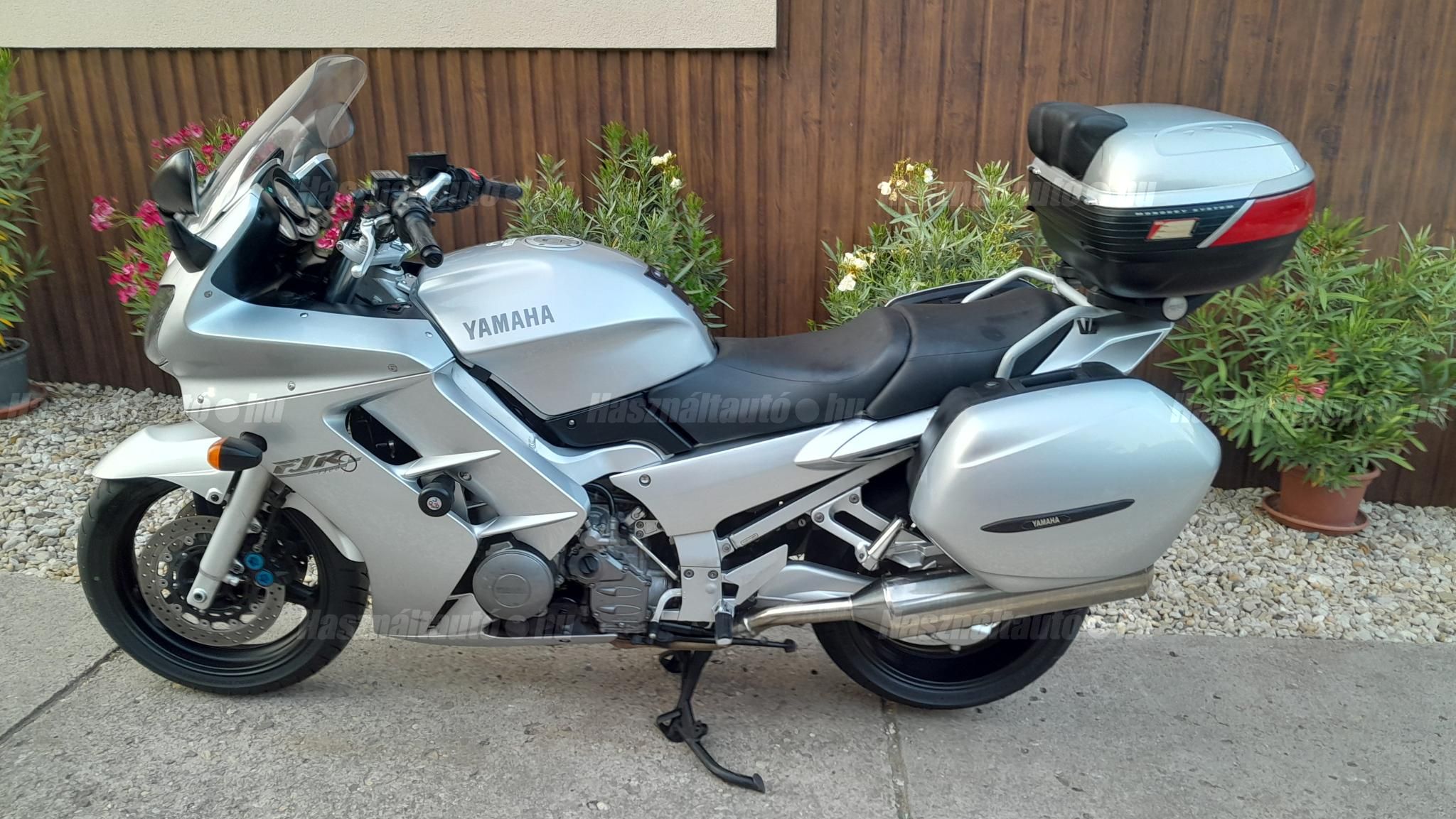 YAMAHA FJR 1300 2002/4 - 1