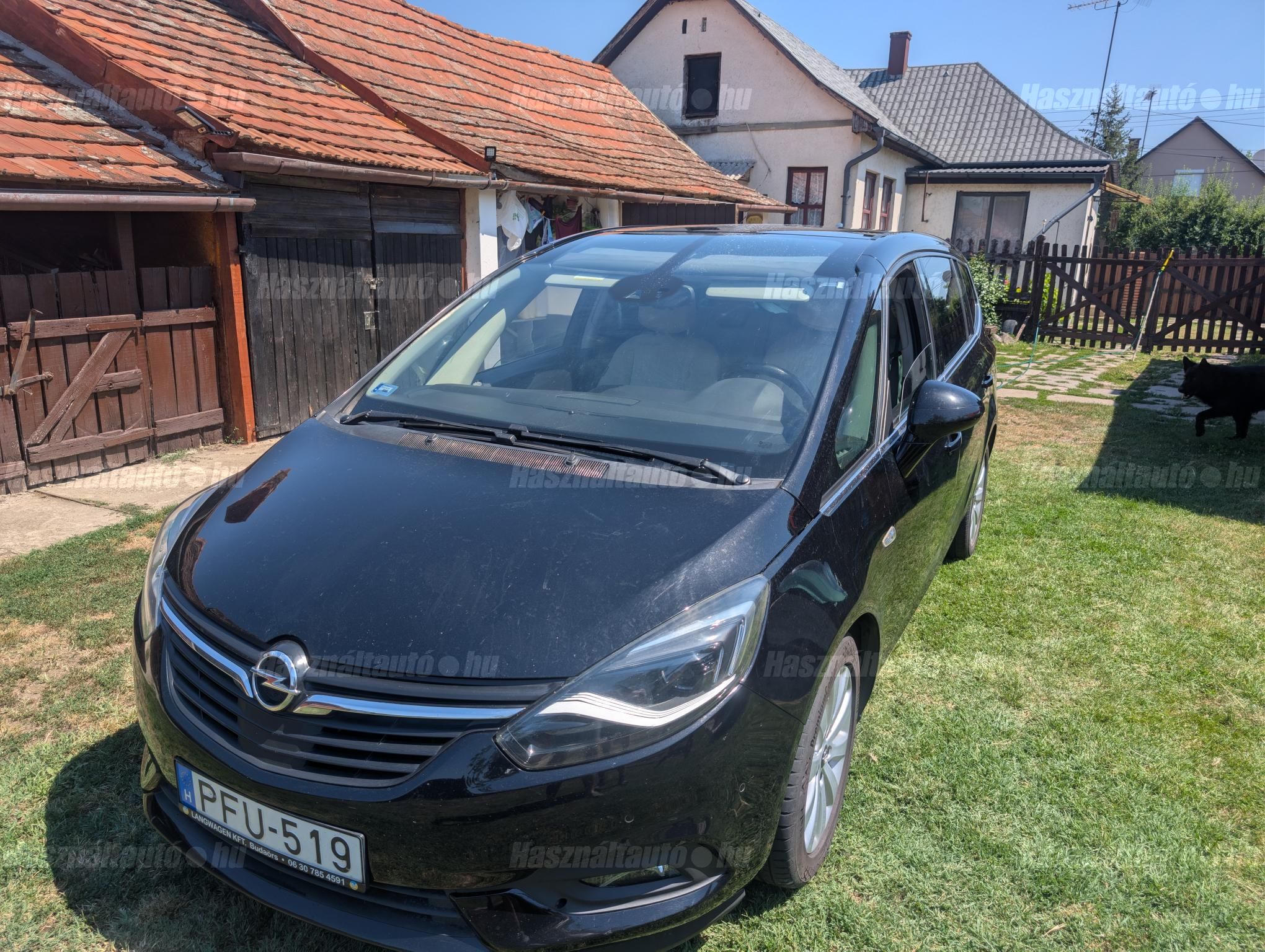 OPEL ZAFIRA TOURER 2017/8 - 1