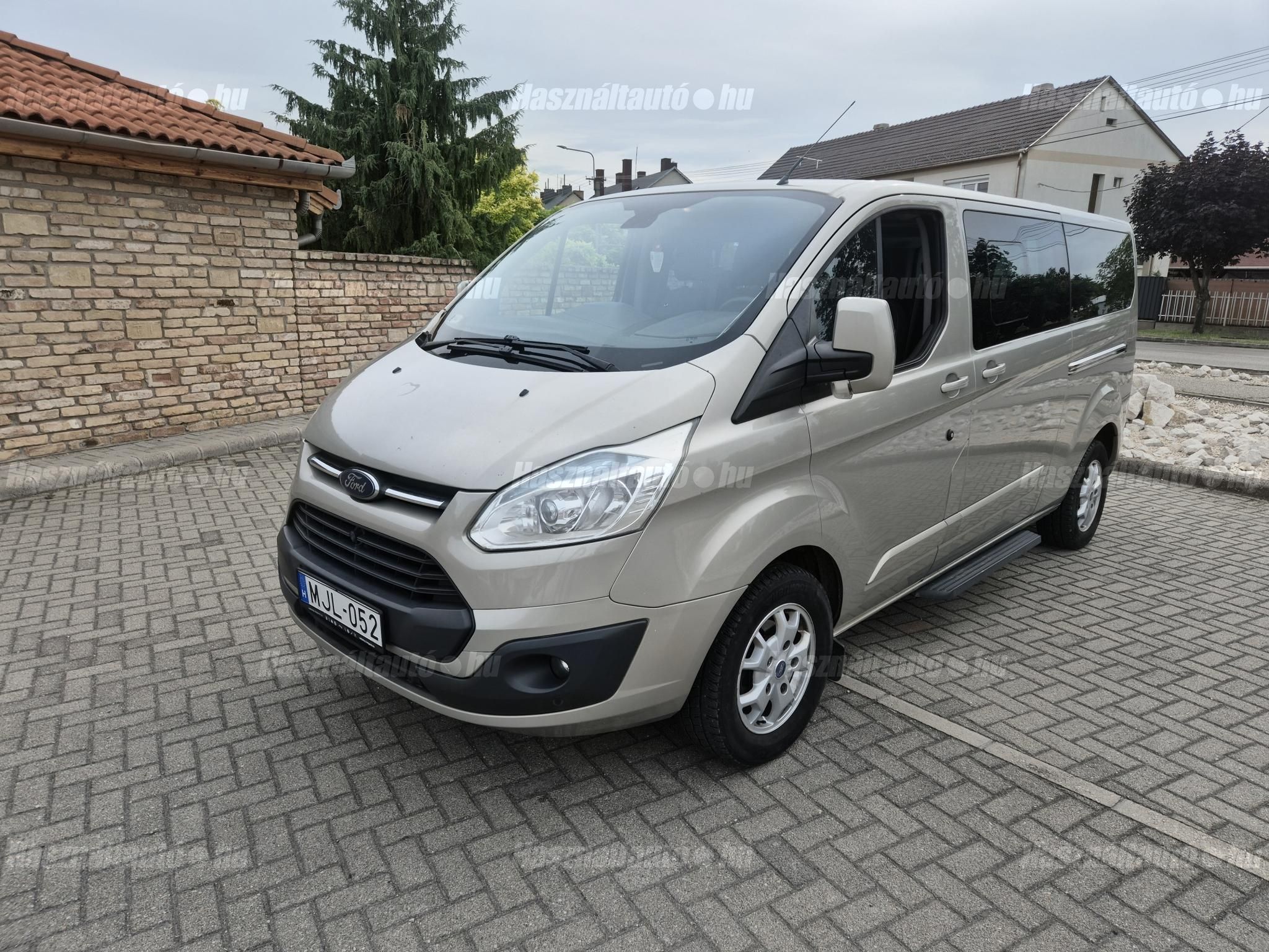 FORD TOURNEO 2013/5 - 1