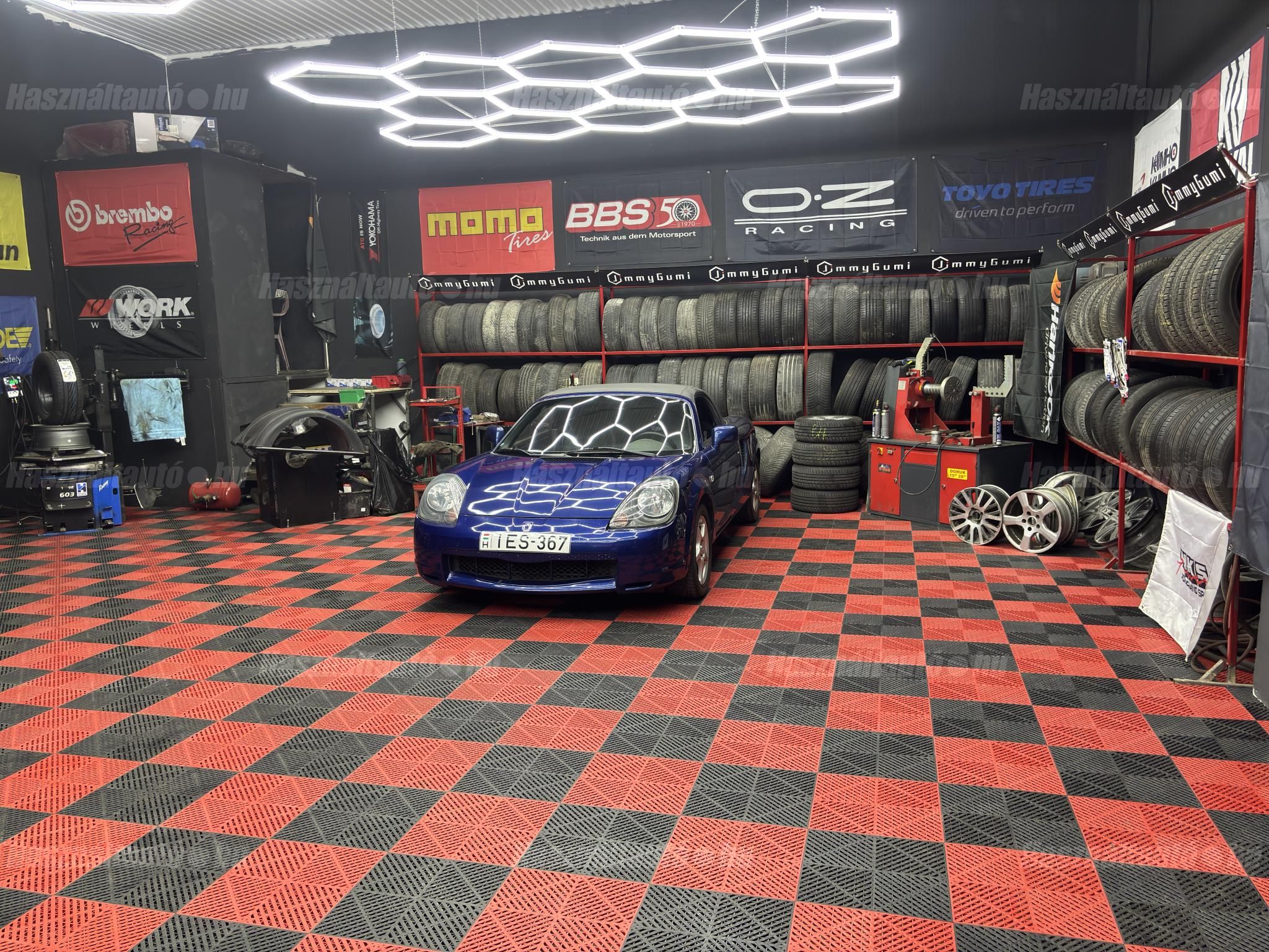 TOYOTA MR 2 2001 - 1