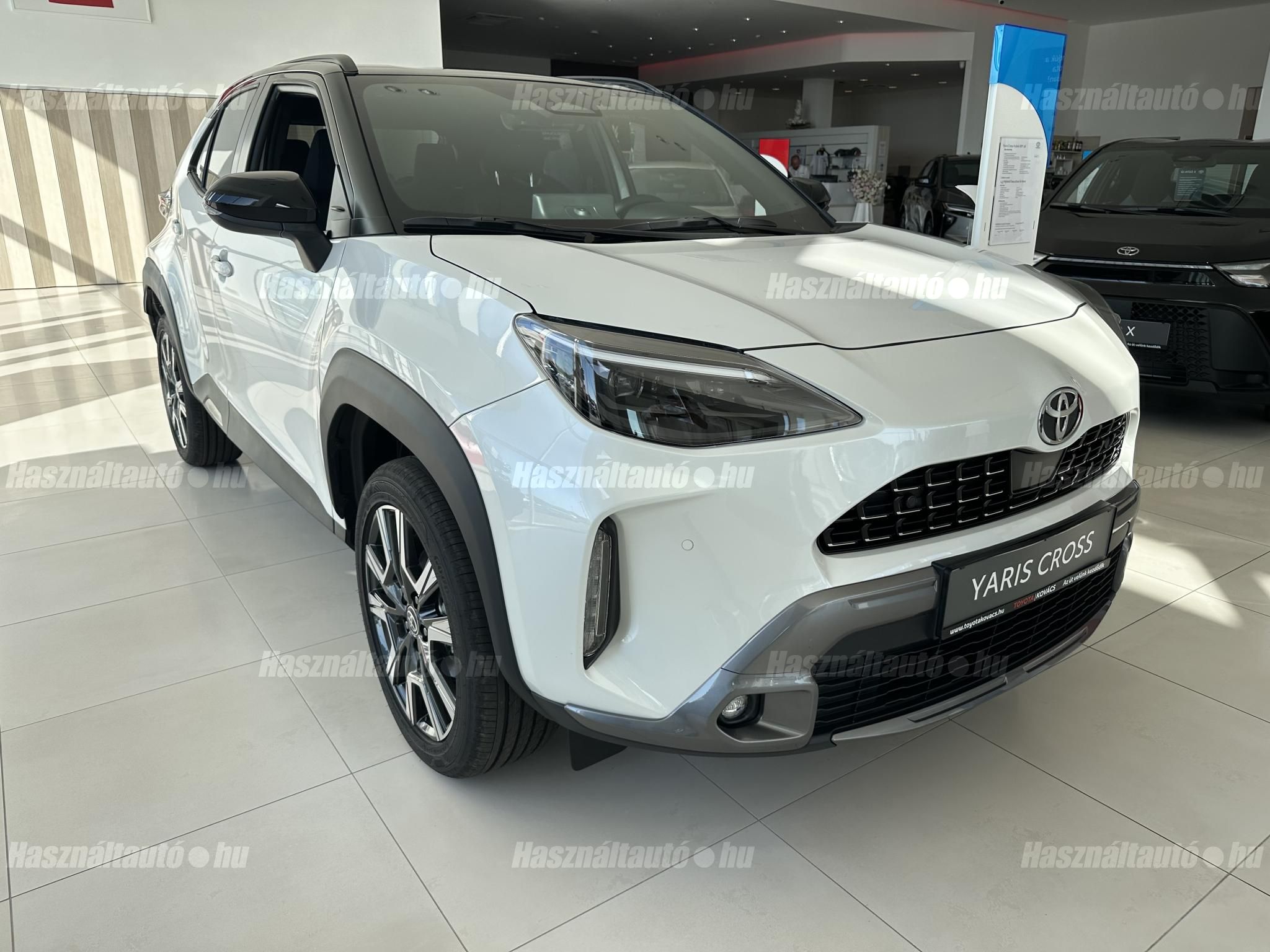 TOYOTA YARIS CROSS 2026 - 1