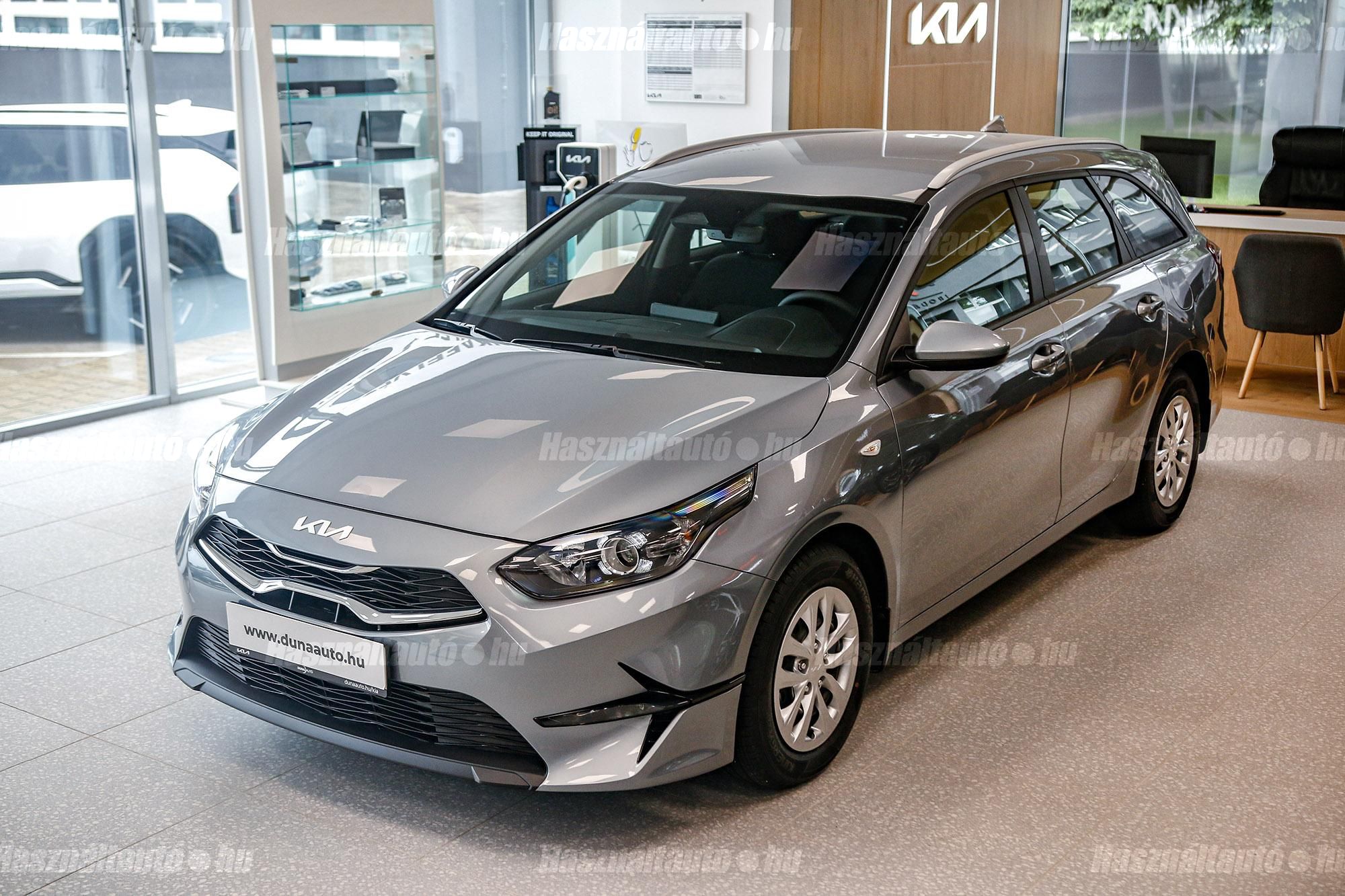 KIA CEE'D 2025/10 - 1