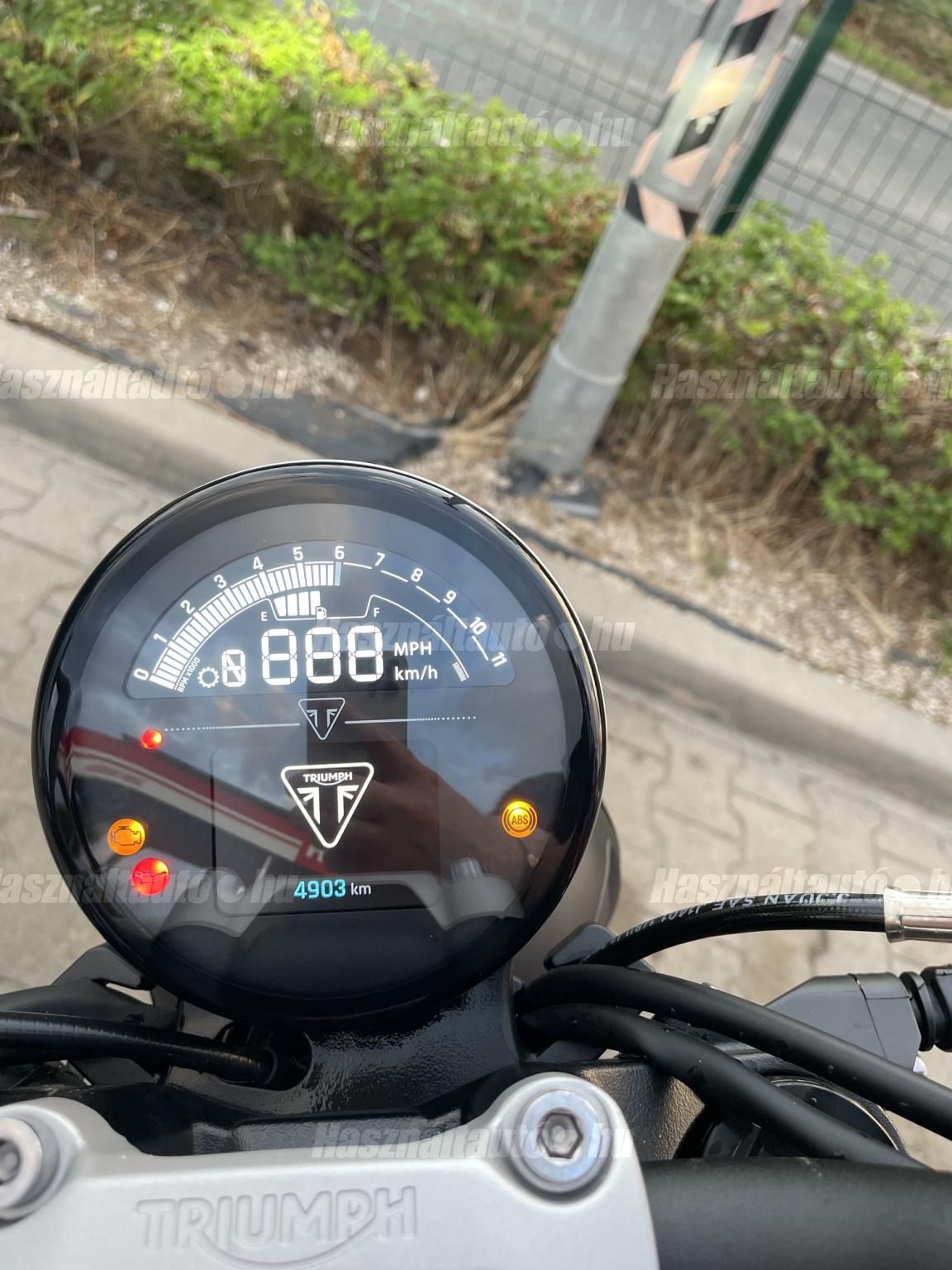 TRIUMPH TRIDENT 2022 - 1