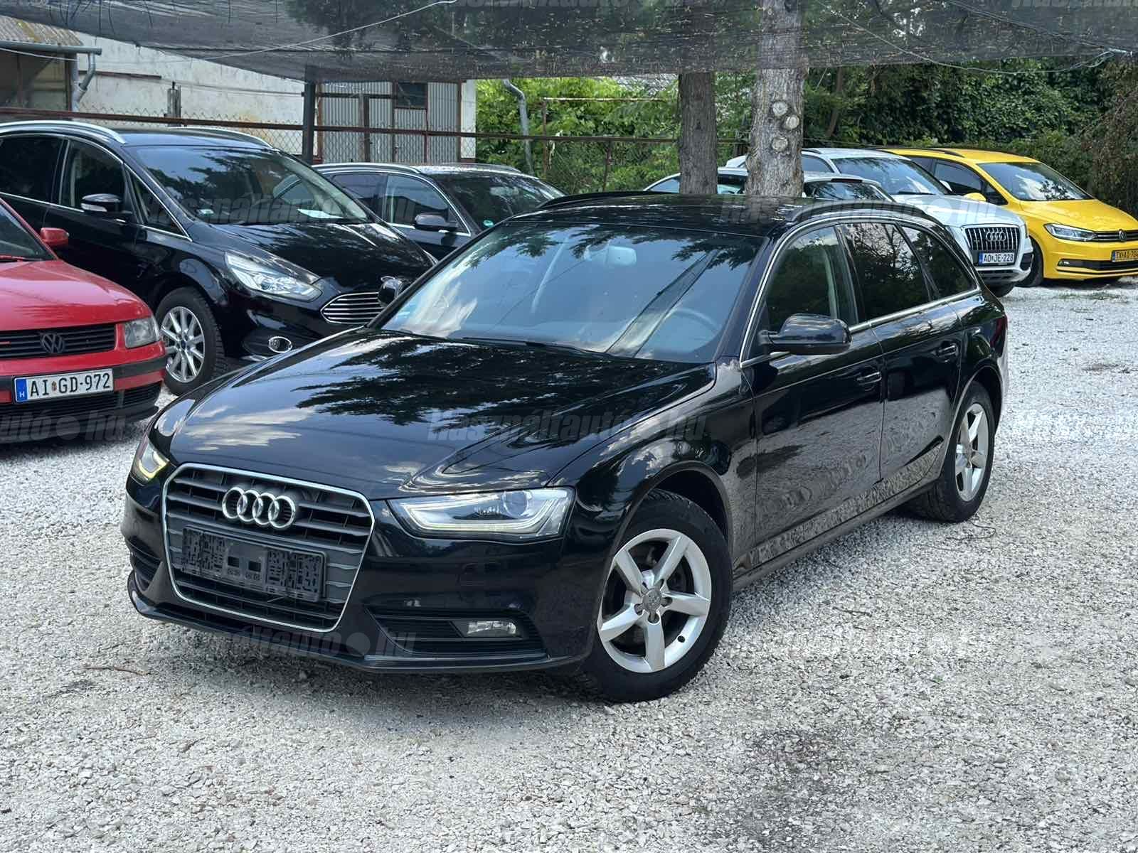 AUDI A4 2012/11 - 1