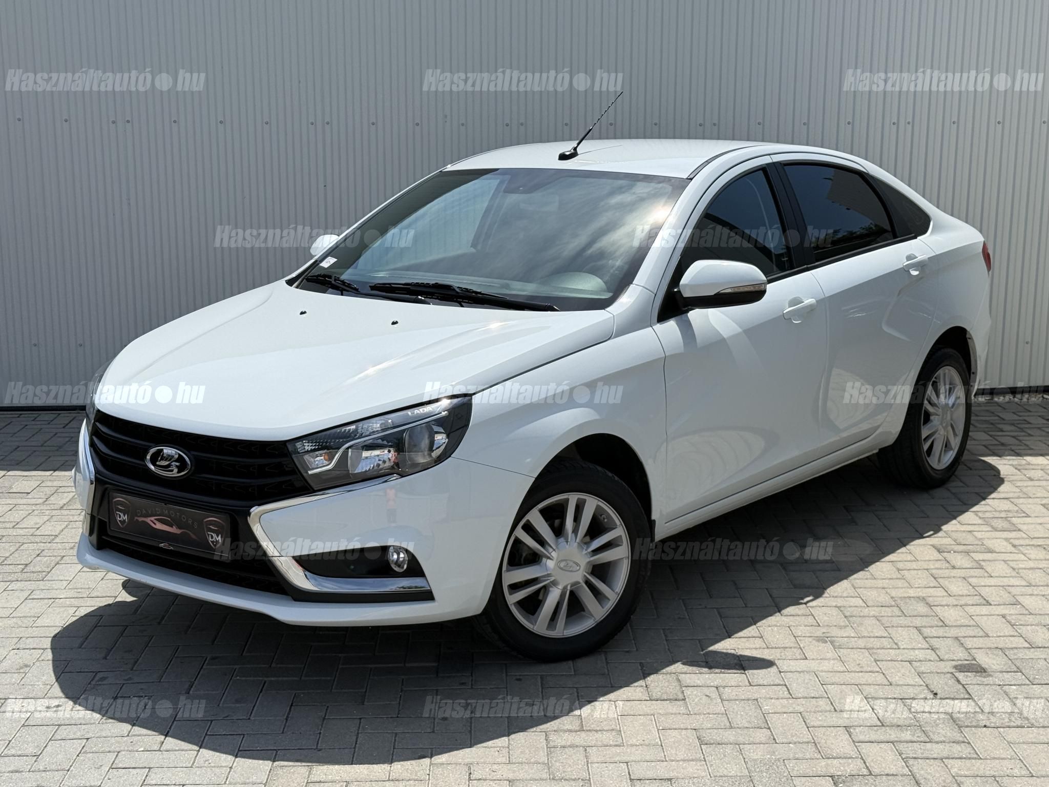 LADA VESTA 2018/1 - 1
