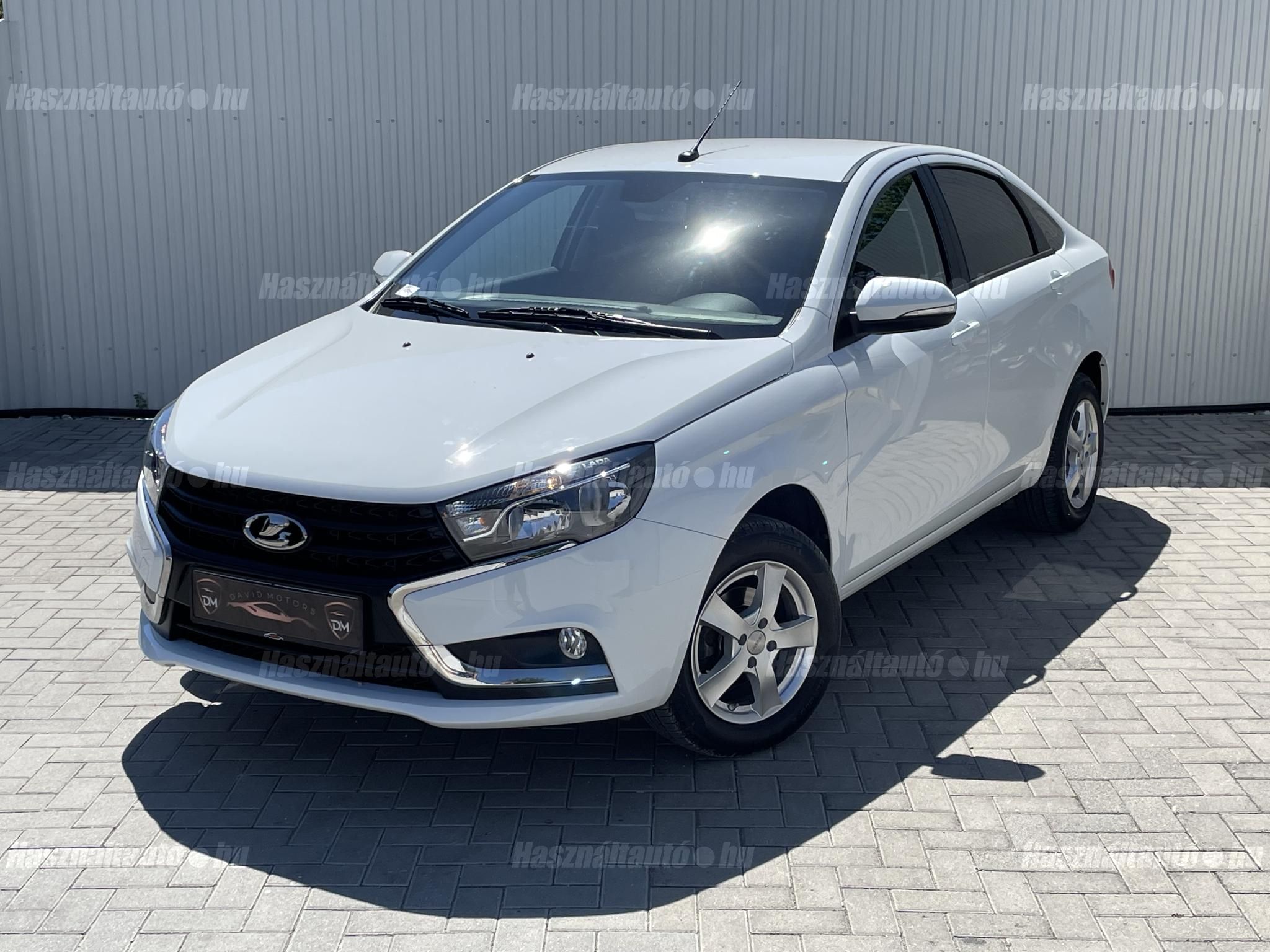 LADA VESTA 2018/12 - 1