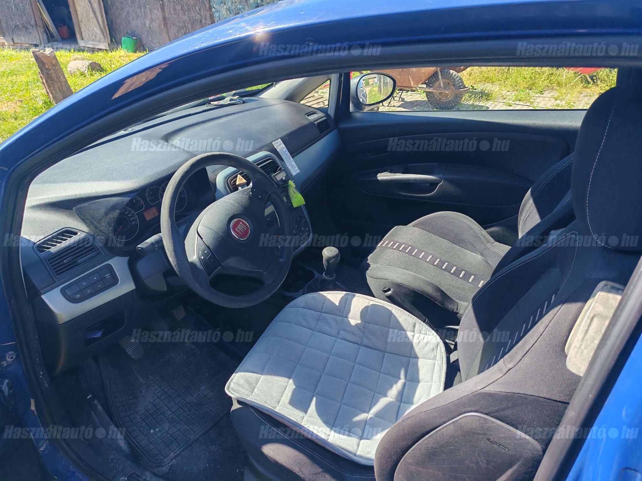FIAT PUNTO 2011/1 - 1