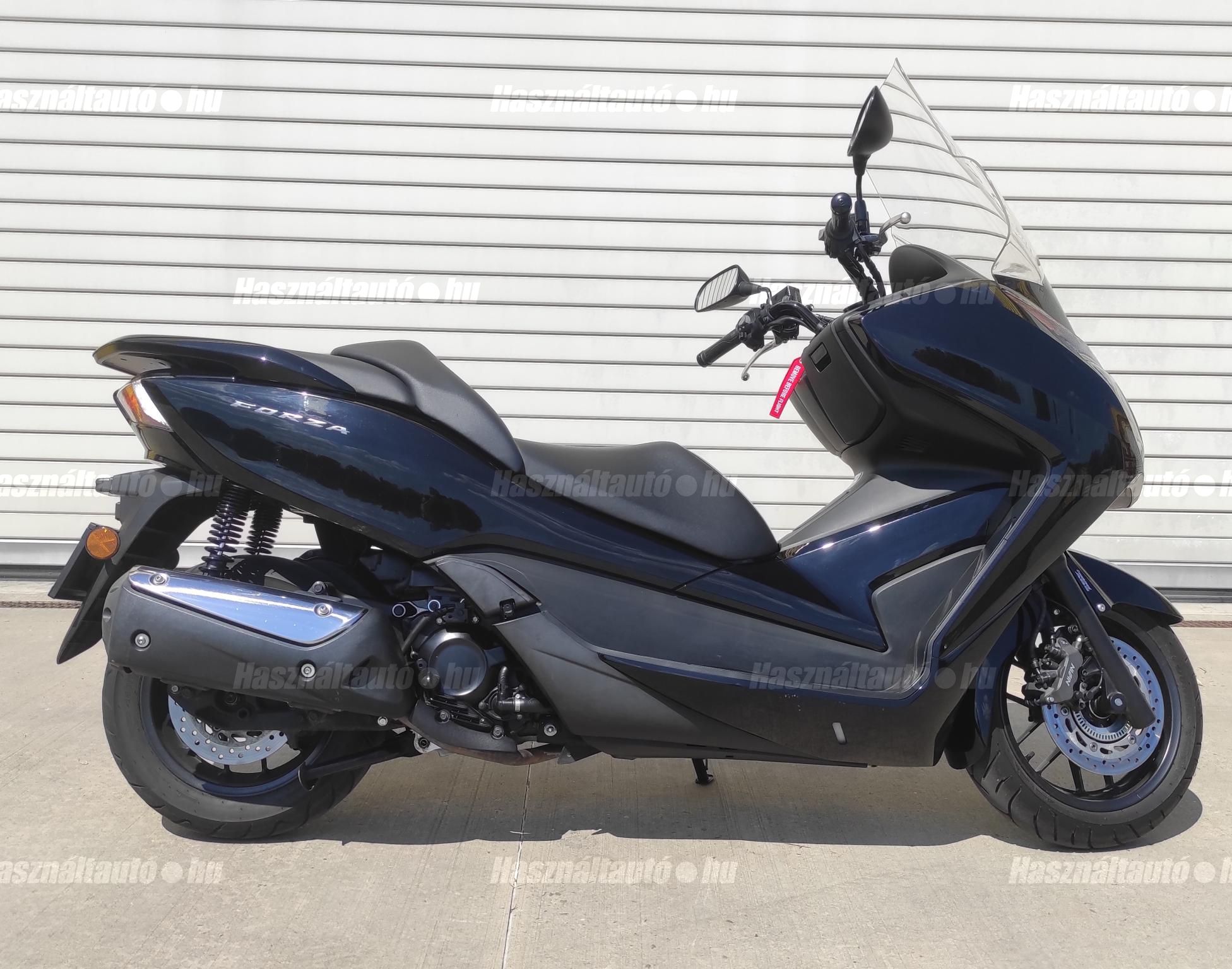 HONDA FORZA 300 2013 - 1