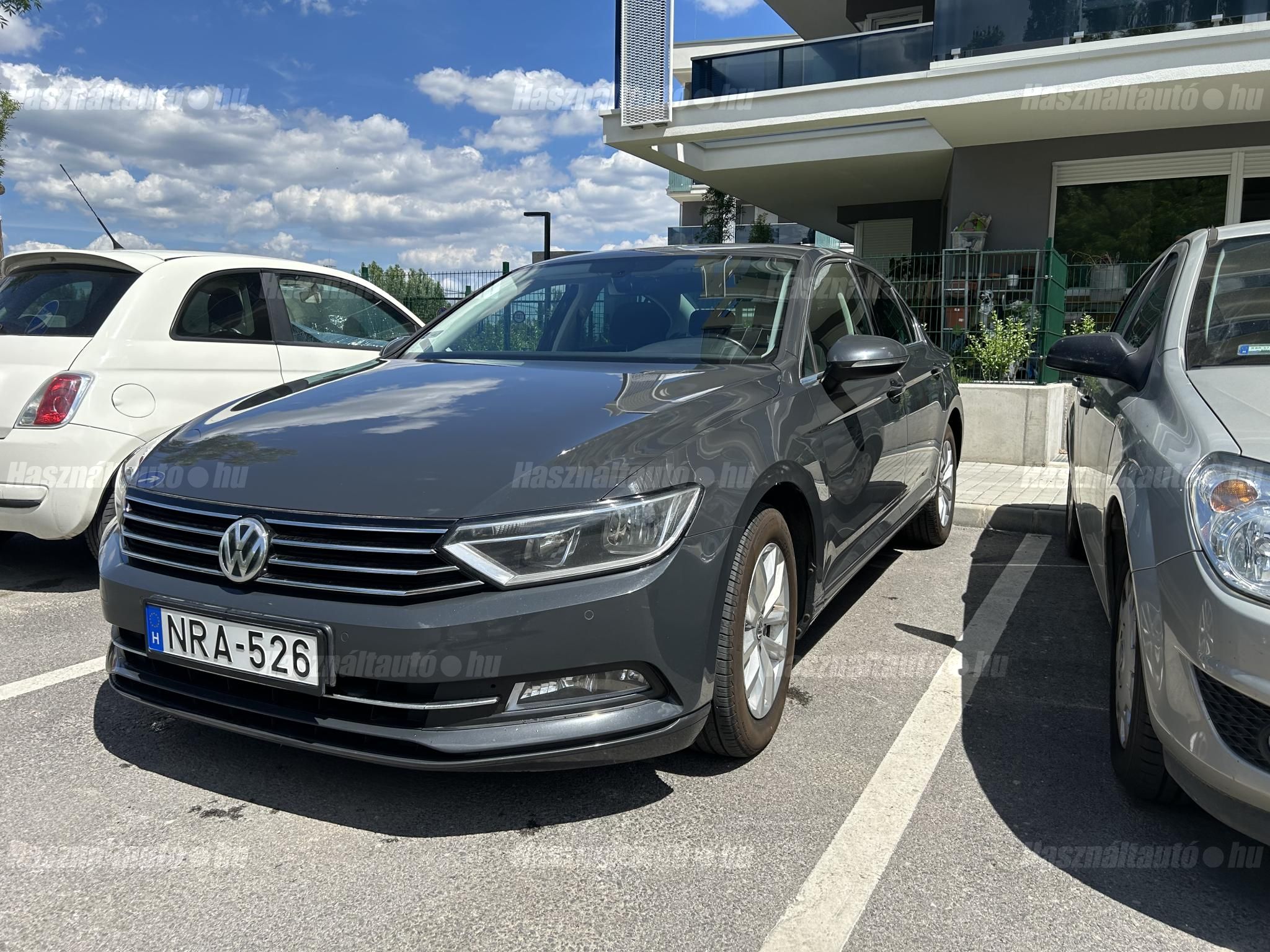 VOLKSWAGEN PASSAT 2016 - 1