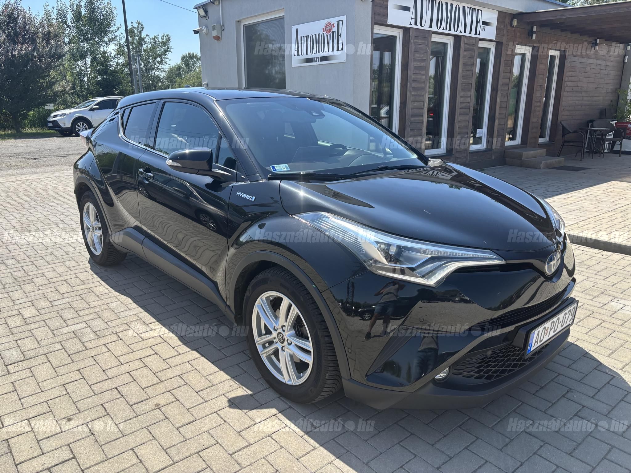 TOYOTA C-HR 2018/6 - 1