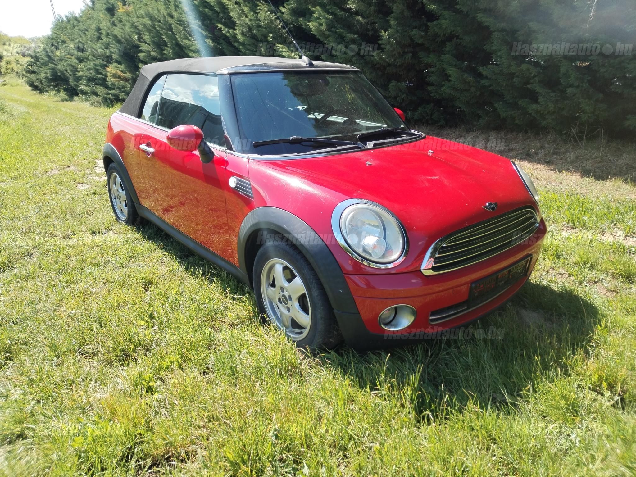 MINI CABRIO 2010 - 1