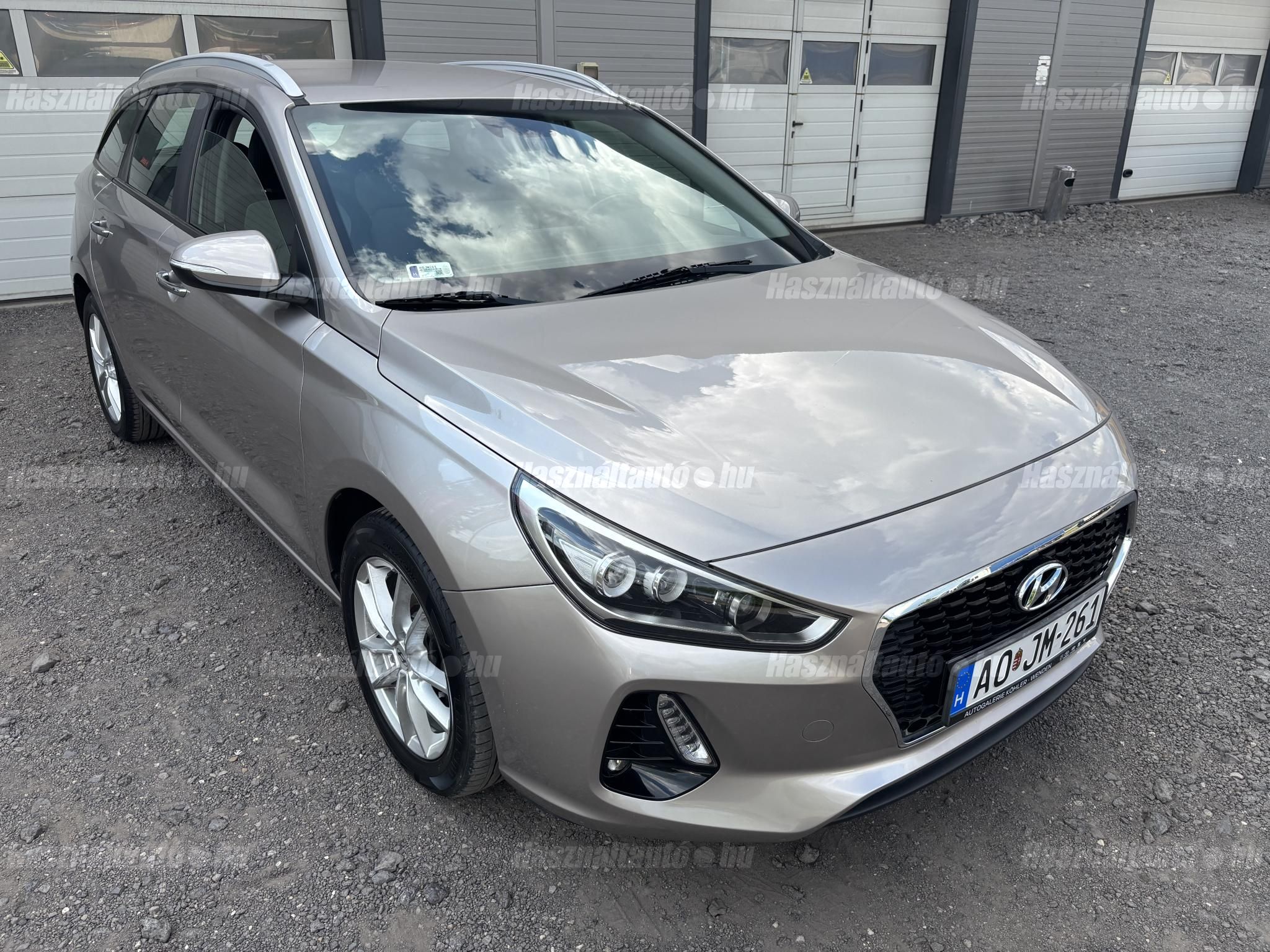 HYUNDAI I30 2017/7 - 1
