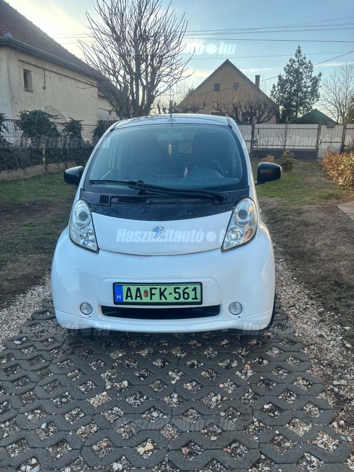 PEUGEOT ION 2012/8 - 1