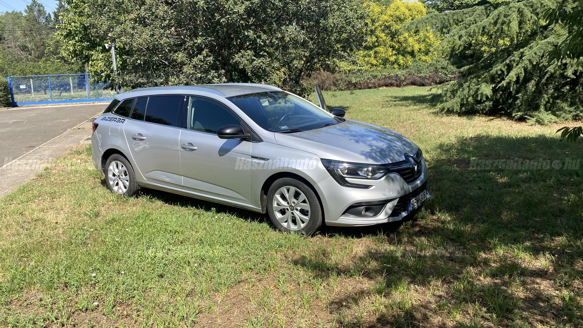 RENAULT MEGANE 2020/4 - 1