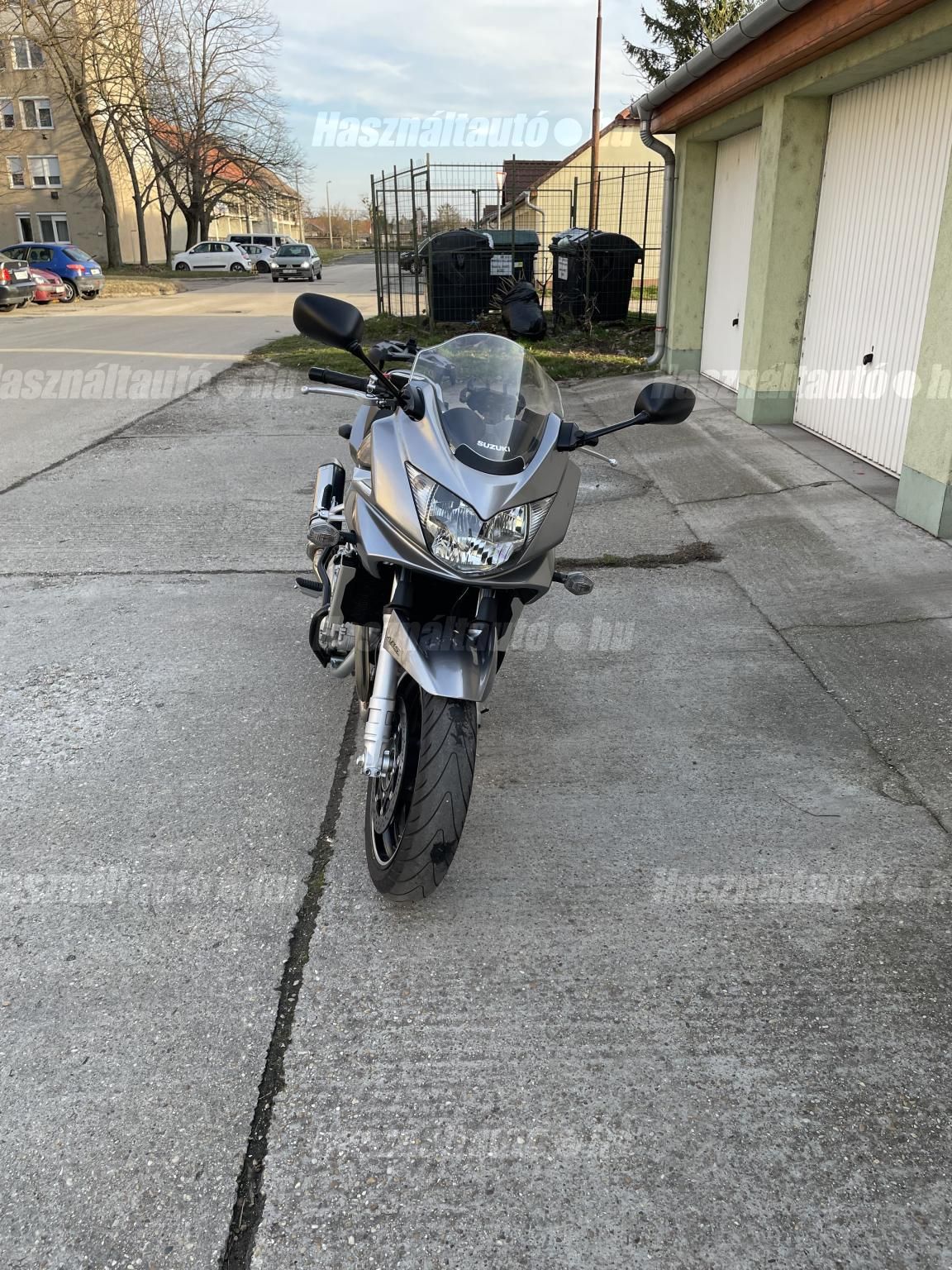 SUZUKI GSF 1250 S (BANDIT) 2008 - 1