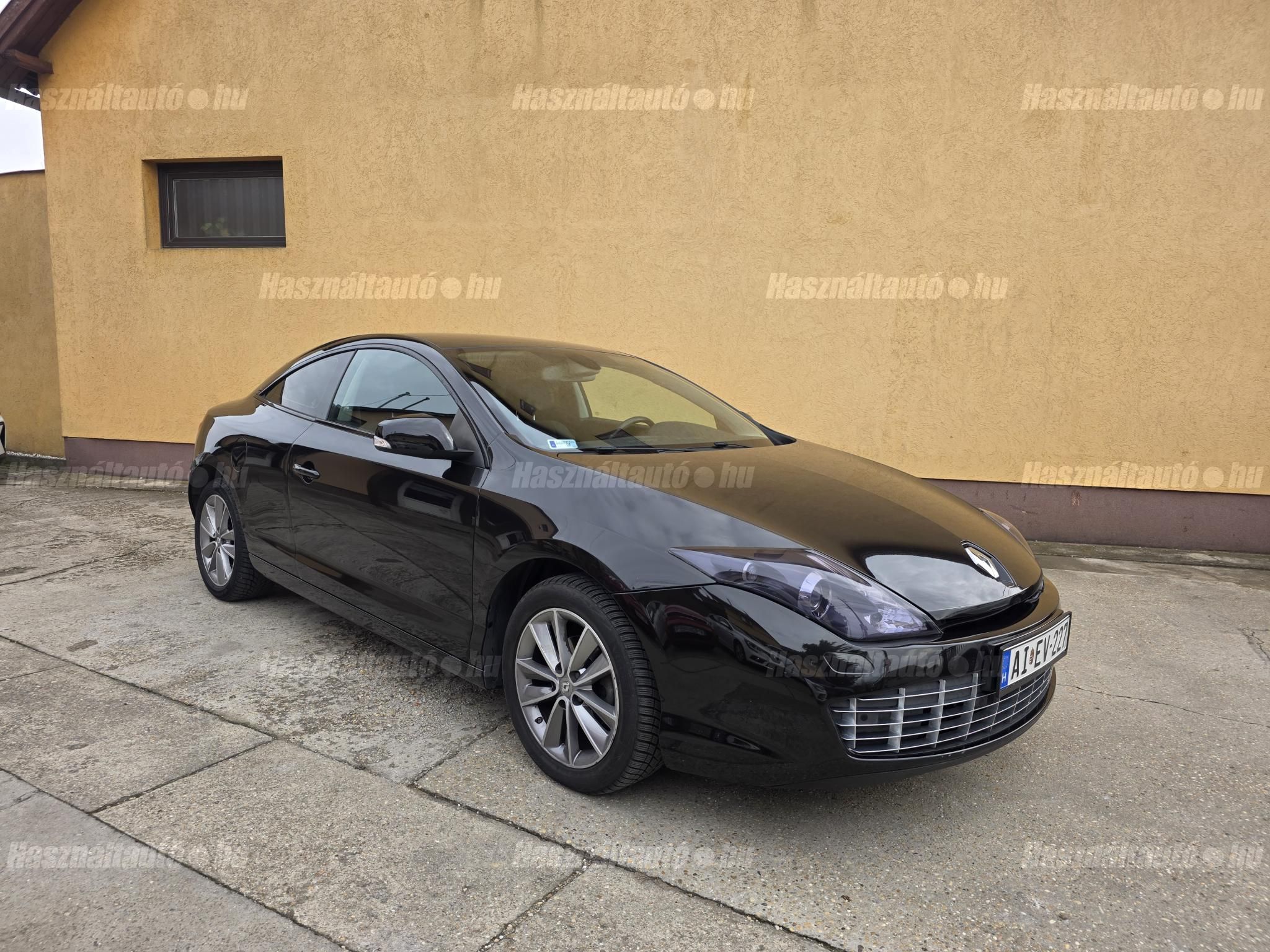RENAULT LAGUNA 2014/6 - 1