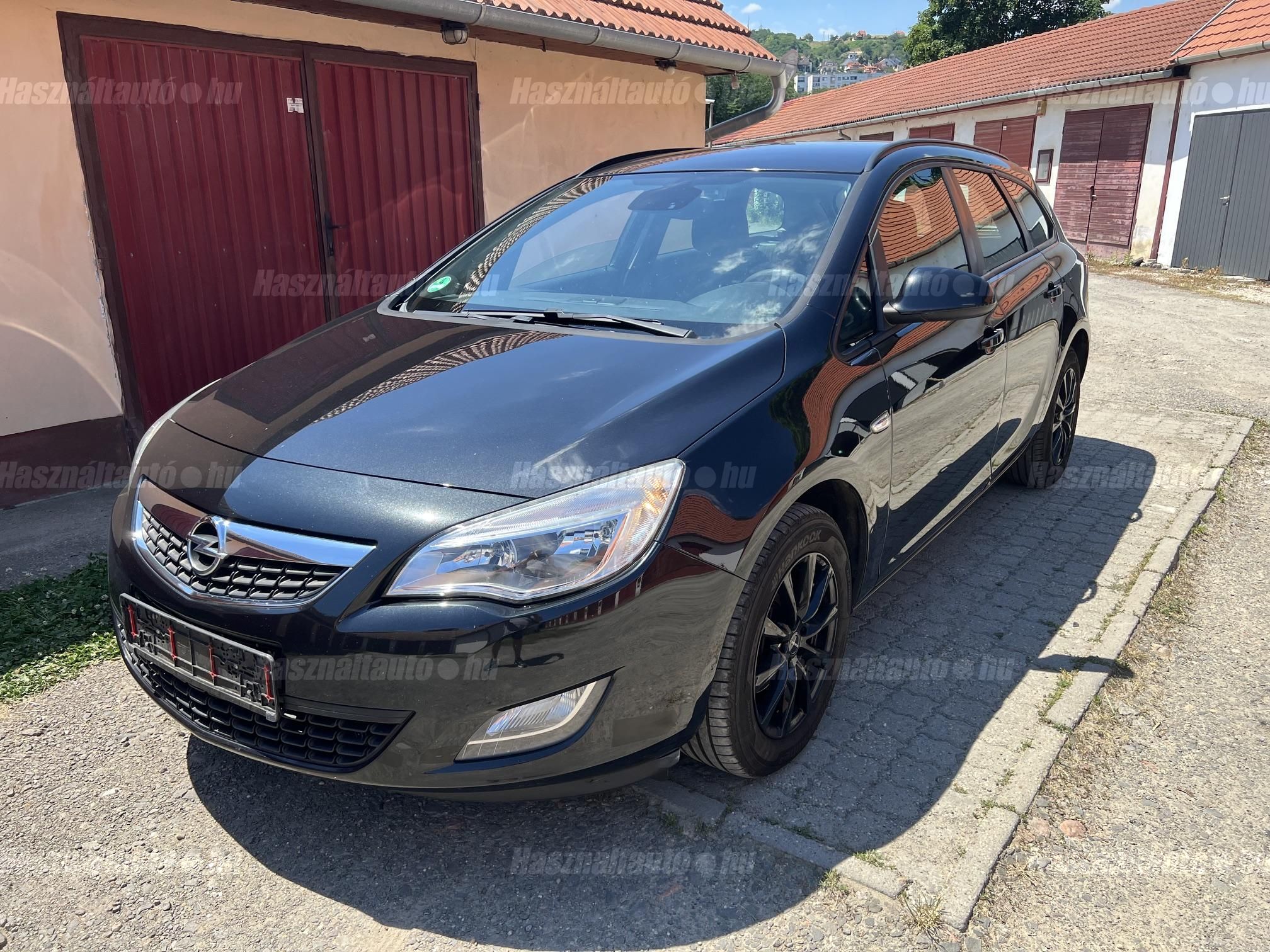 OPEL ASTRA J 2012/6 - 1