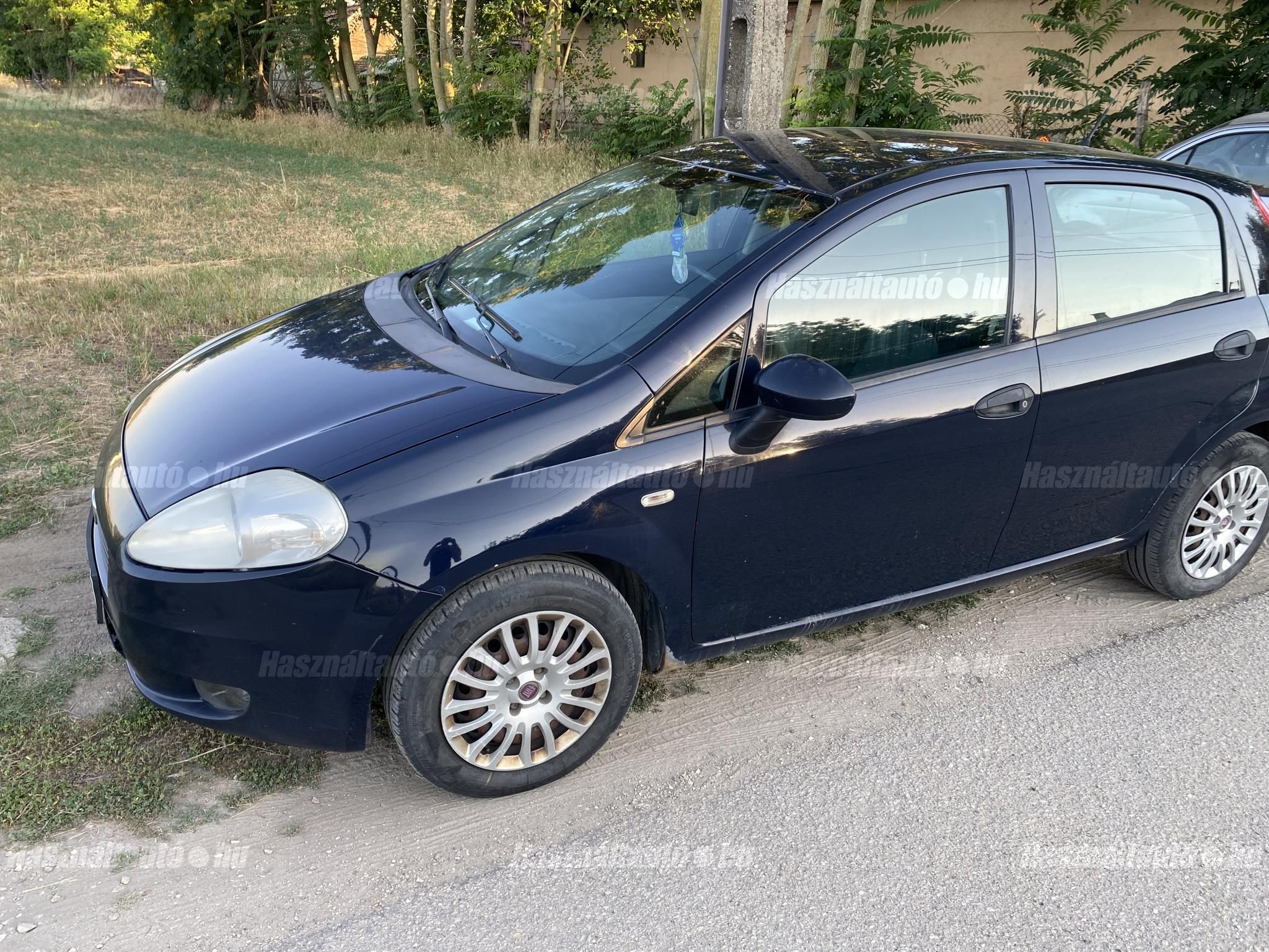 FIAT PUNTO 2010/3 - 1