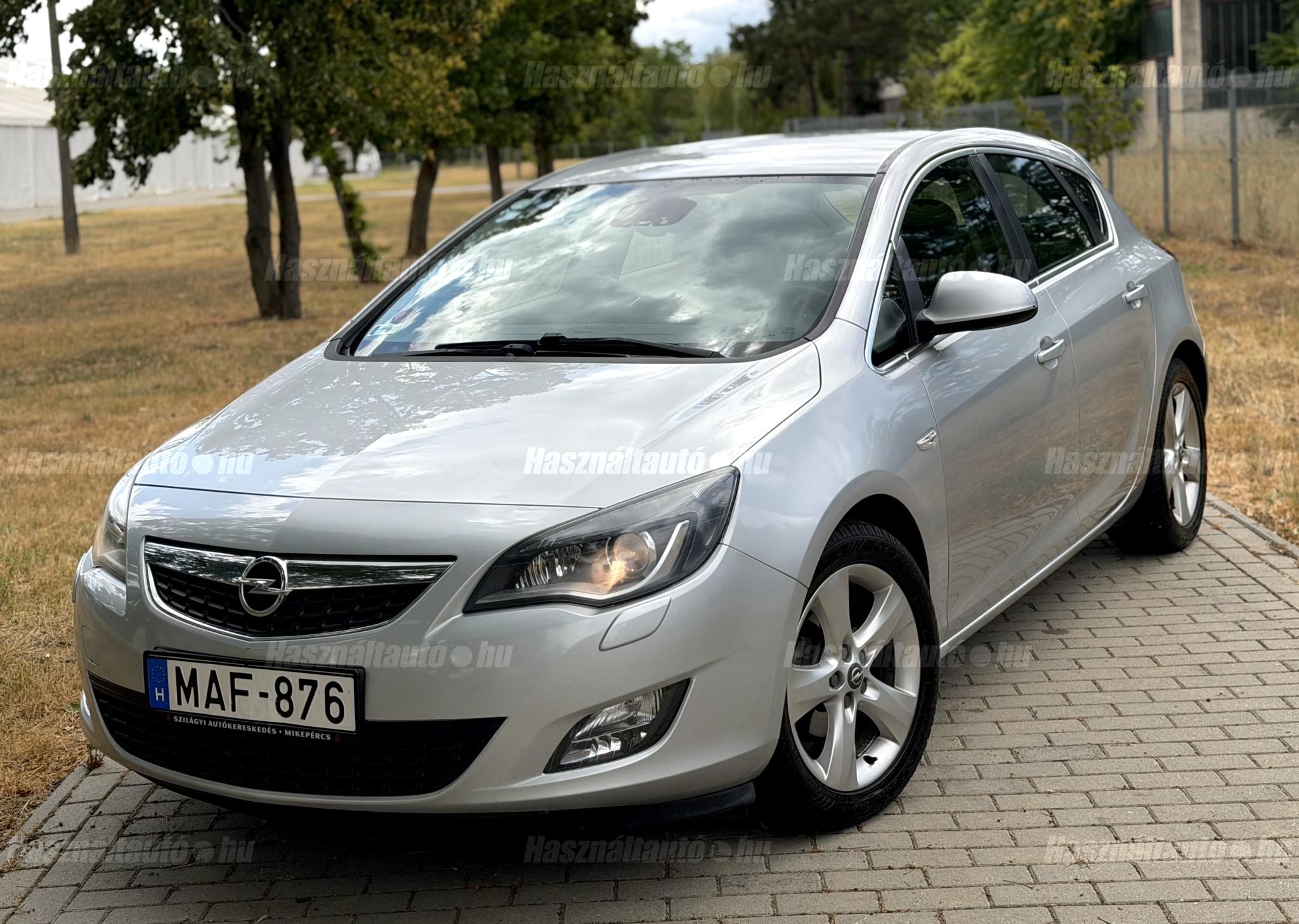 OPEL ASTRA J 2012/12 - 1
