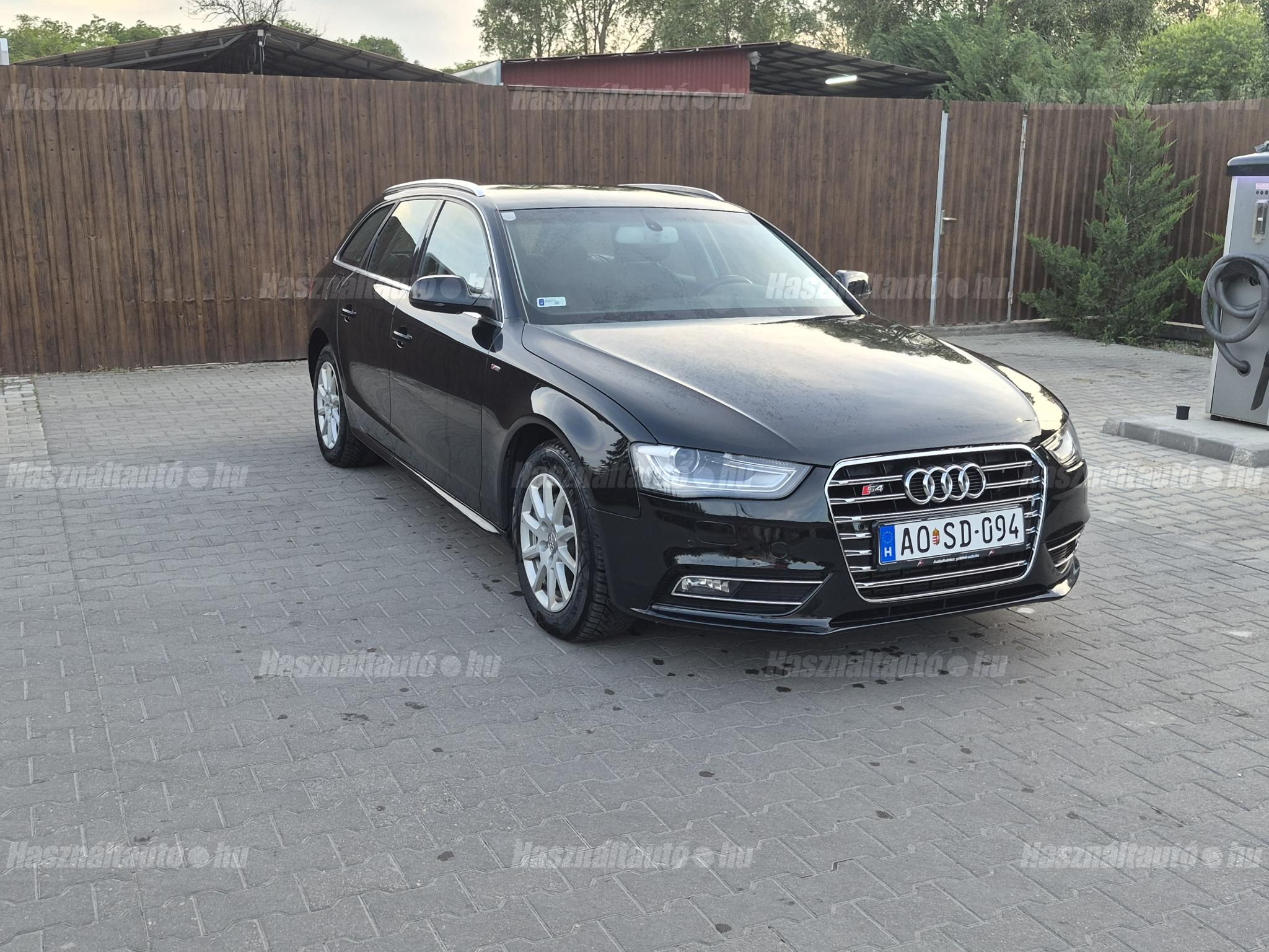 AUDI A4 2013/3 - 1