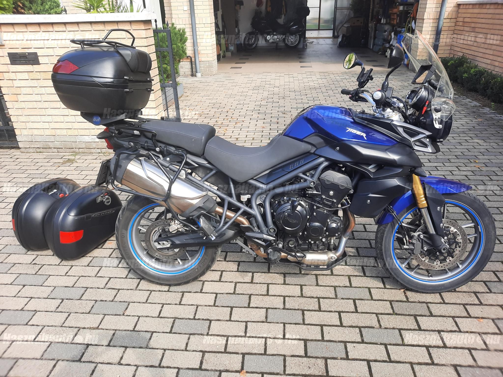 TRIUMPH TIGER 800 2014/6 - 1