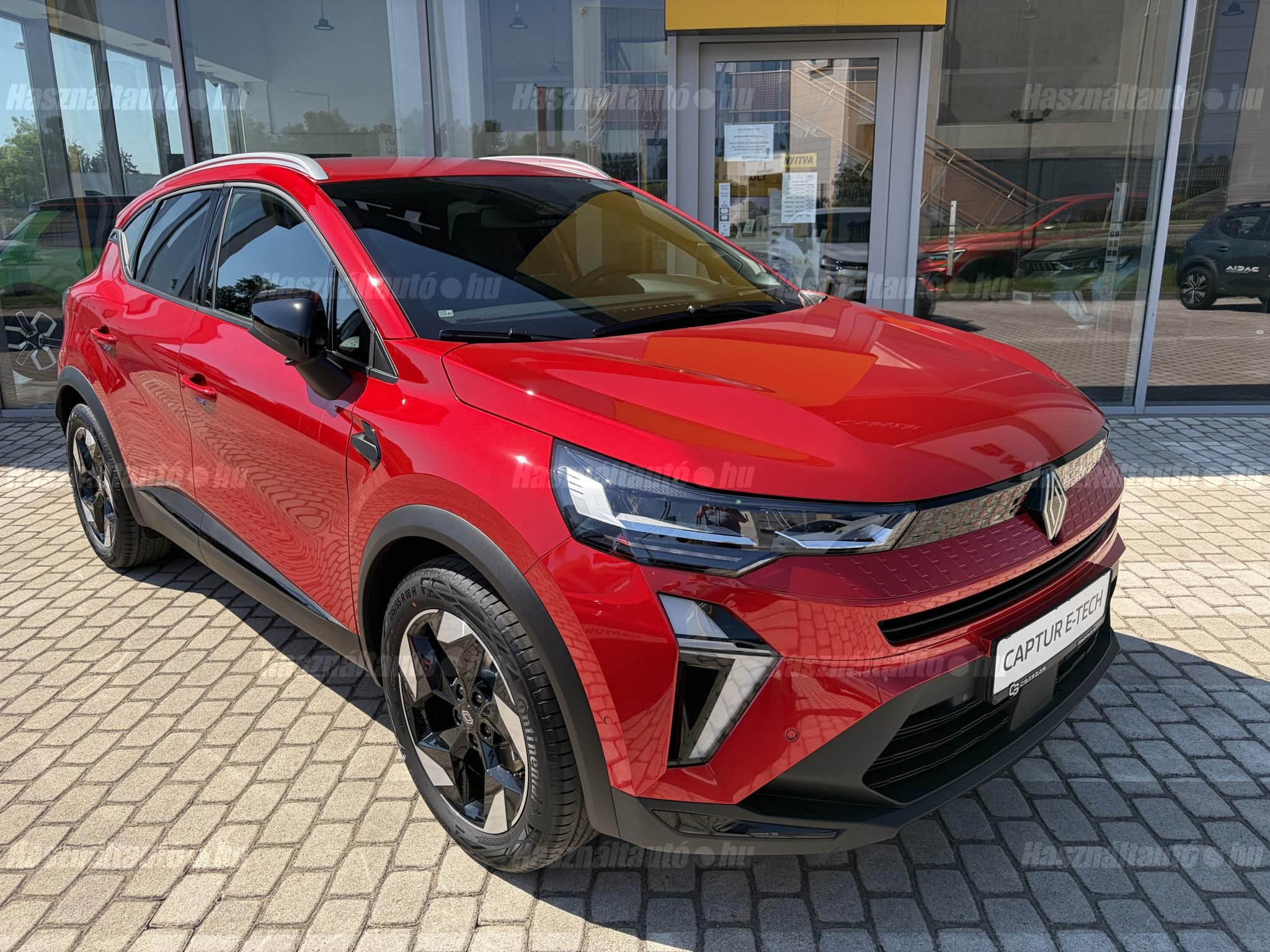 RENAULT CAPTUR 2026/6 - 1
