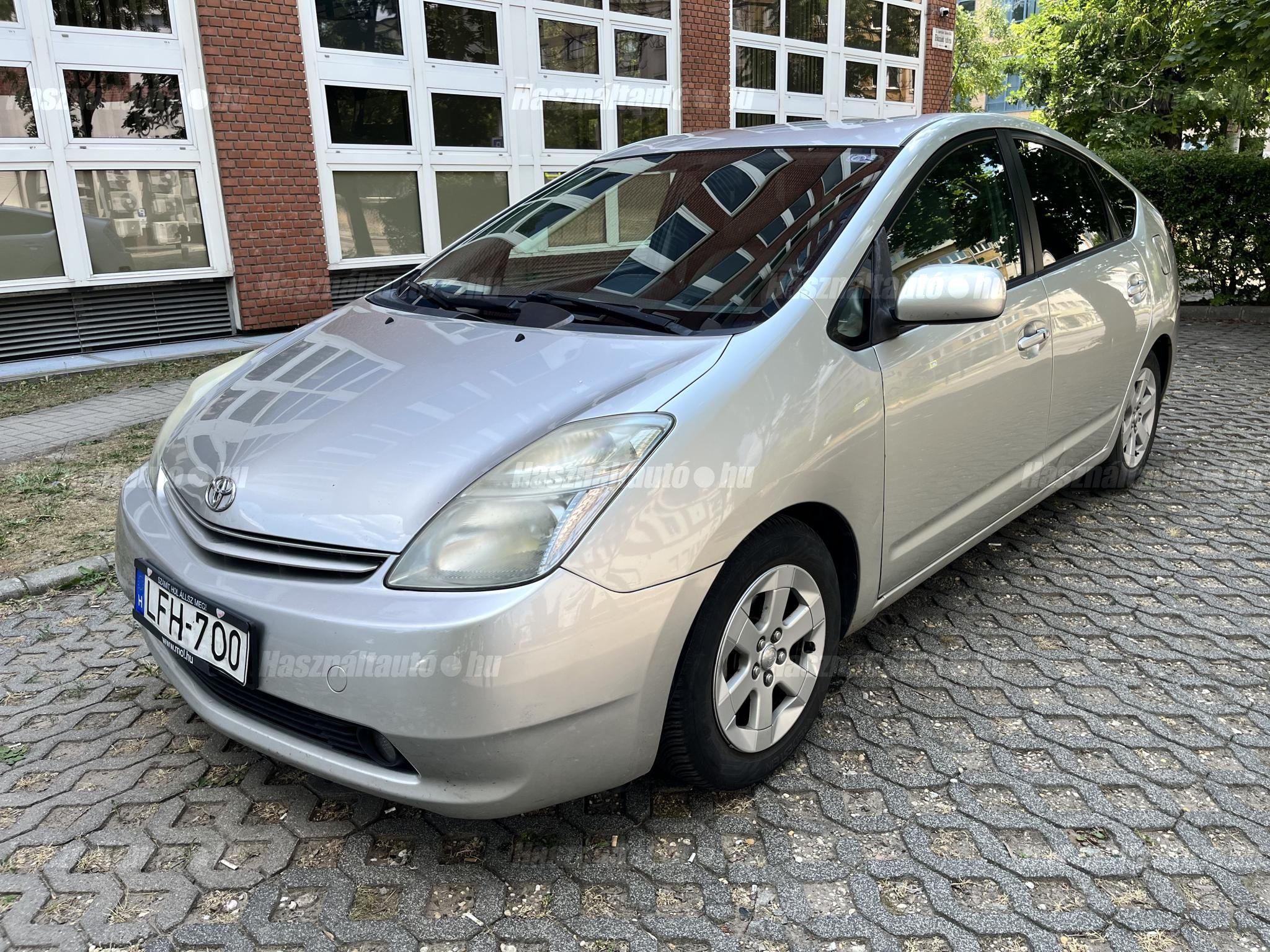 TOYOTA PRIUS 2005/12 - 1