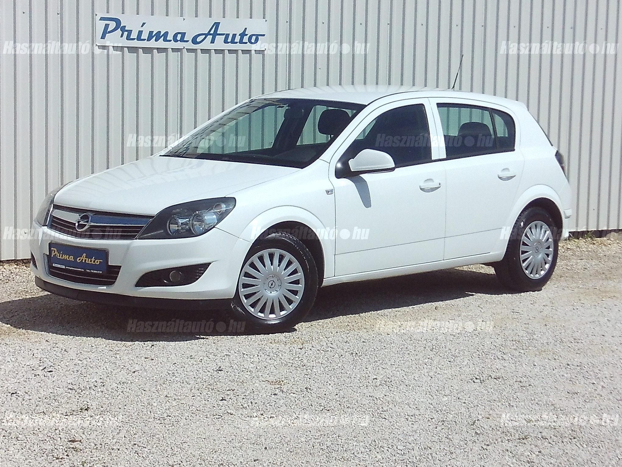 OPEL ASTRA H 2012/12 - 1