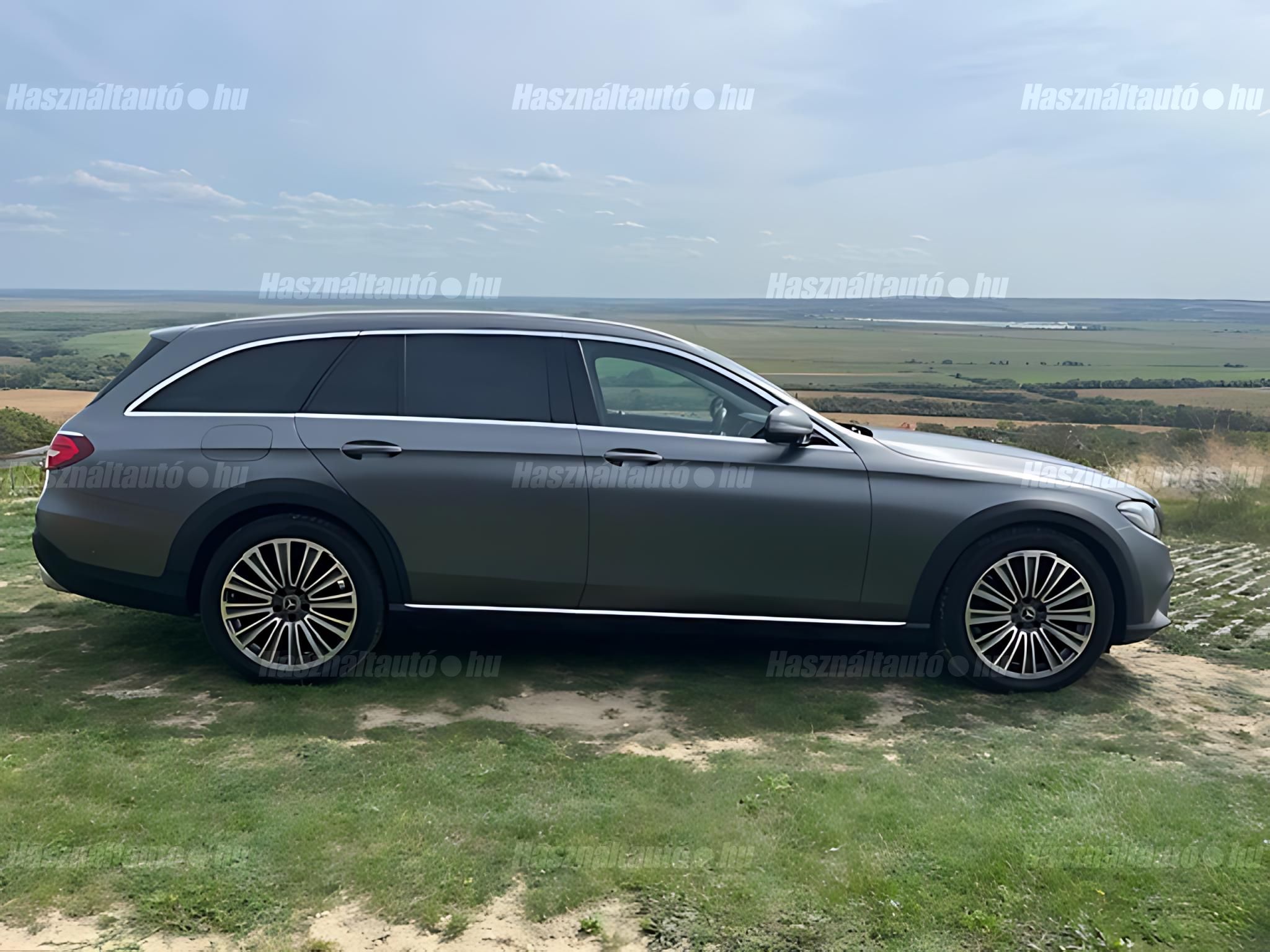 MERCEDES-BENZ E 220 2017/12 - 1