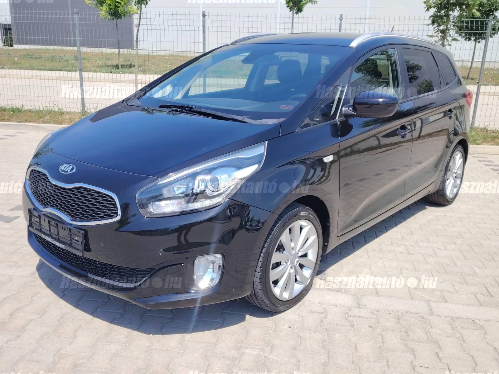 KIA CARENS 2015/8 - 1